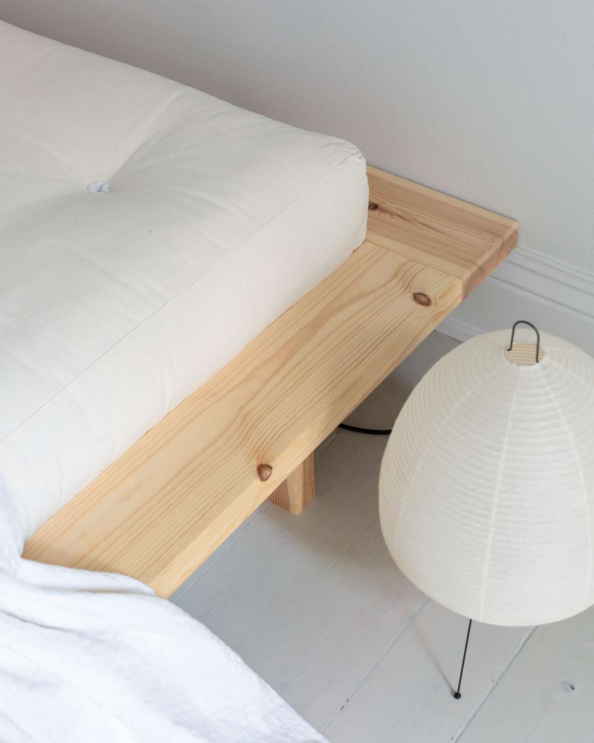 Karup Design Bettgestell »JAPAN BED Bodenbett, Holzrahmen, Futonbett, Holzbett«, Massivholzbett aus Kiefer massiv, ohne Kopfteil