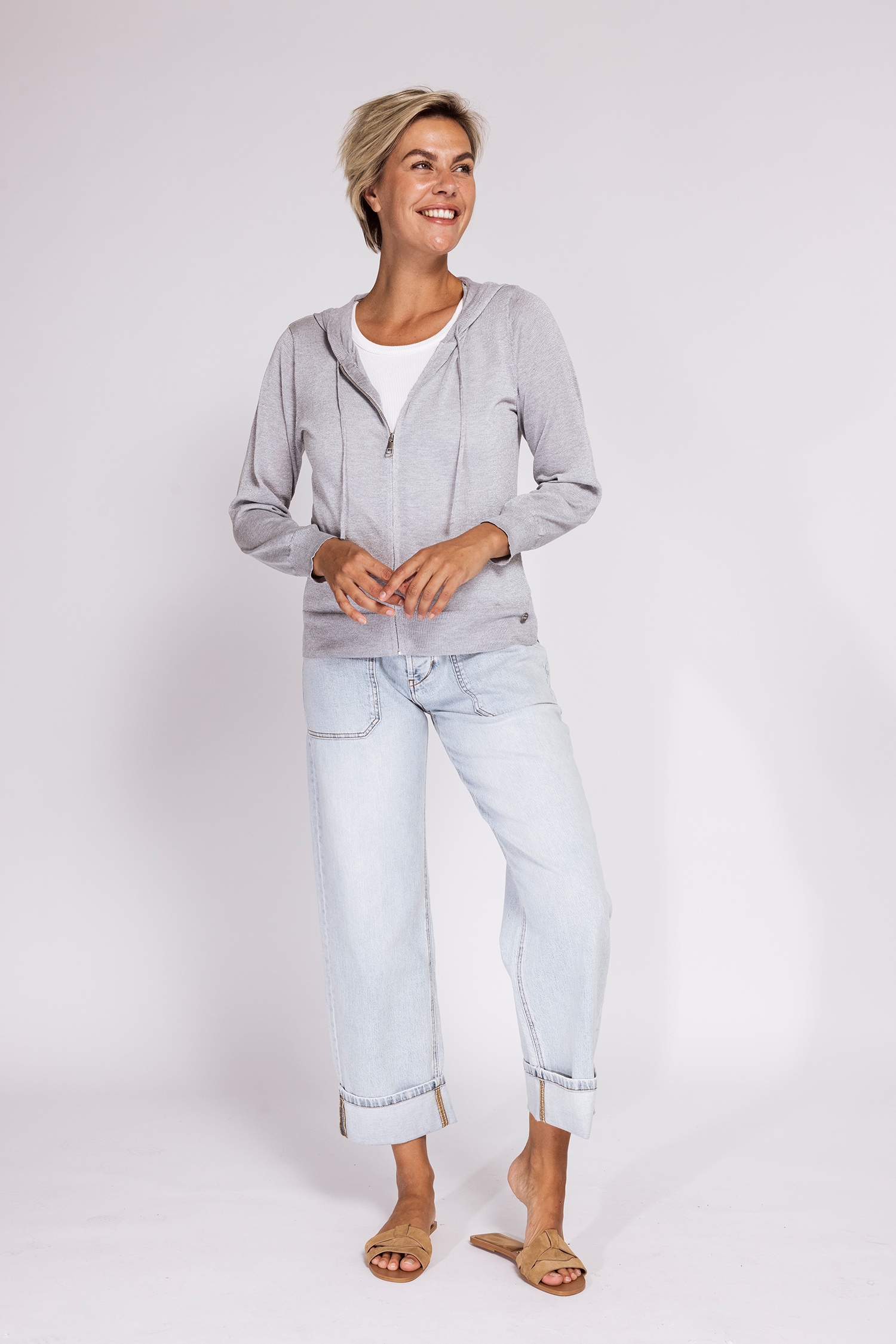 Zhrill Kapuzenstrickjacke »AKIYO Strickjacke mit Kapuze« hüftlang, mit Reißverschluss