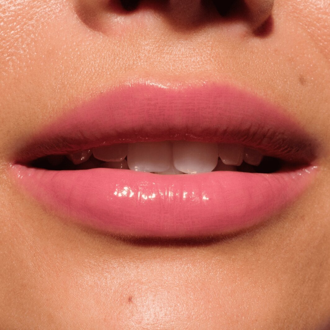 Catrice Lippenbalsam »Butter Drippin' Glossy Lip Balm«, (Set, 3 tlg.), Dezenter Farbakzent, geschmeidig, hochglänzend, spendet Feuchtigkeit.