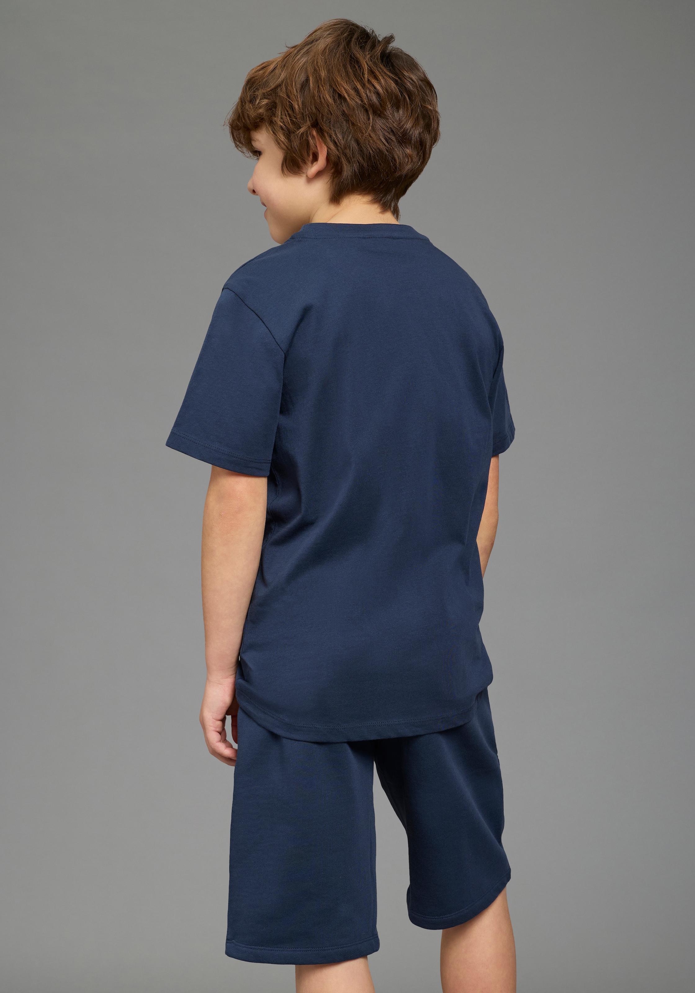 H.I.S Shirt & Hose »2tlg Set T-Shirt+Sweatbermudas« Set, 2, 2 tlg. verschiedene Größen, bedrucktes Design, aus Baumwollmischung