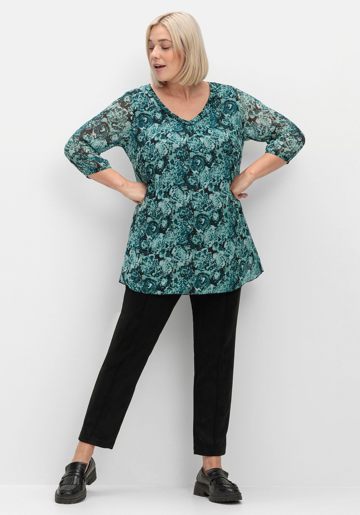 Sheego Longtunika »Tunika aus bedrucktem Chiffon, gefüttert«