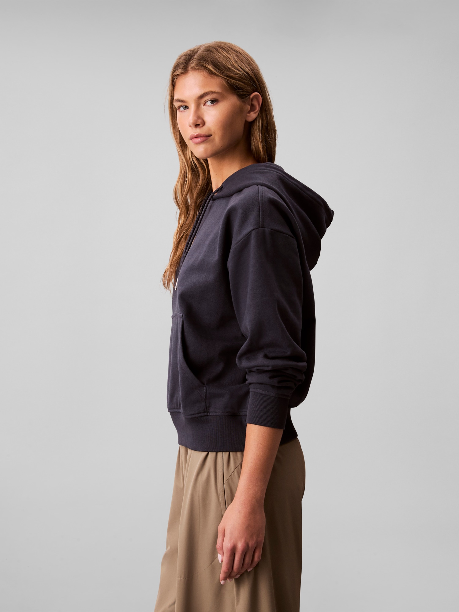 Calvin Klein Jeans Sweatshirt , Kapuze mit Kordelzug, regular fit, Logodruck
