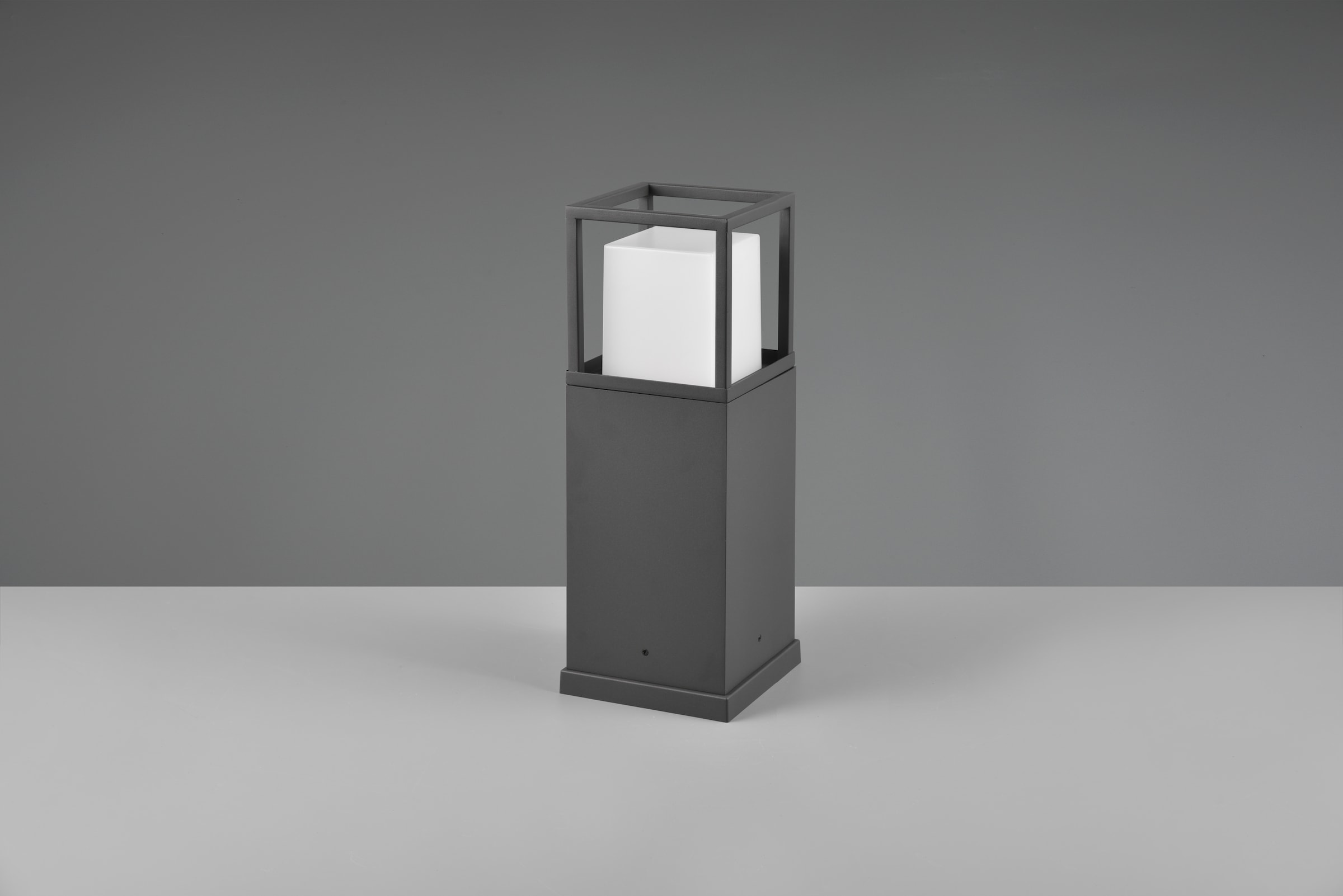 TRIO Leuchten LED Außen-Stehlampe »WITHAM, Outdoor Garten Stehleuchte Höhe 40cm, 14,5W LED, 1450 Lumen« LED-Board 1 Stk. warmweiß - kaltweiß Lichtfarbe einstellbar warmweiß bis kaltweiß 2300/3000/4000K, IP54