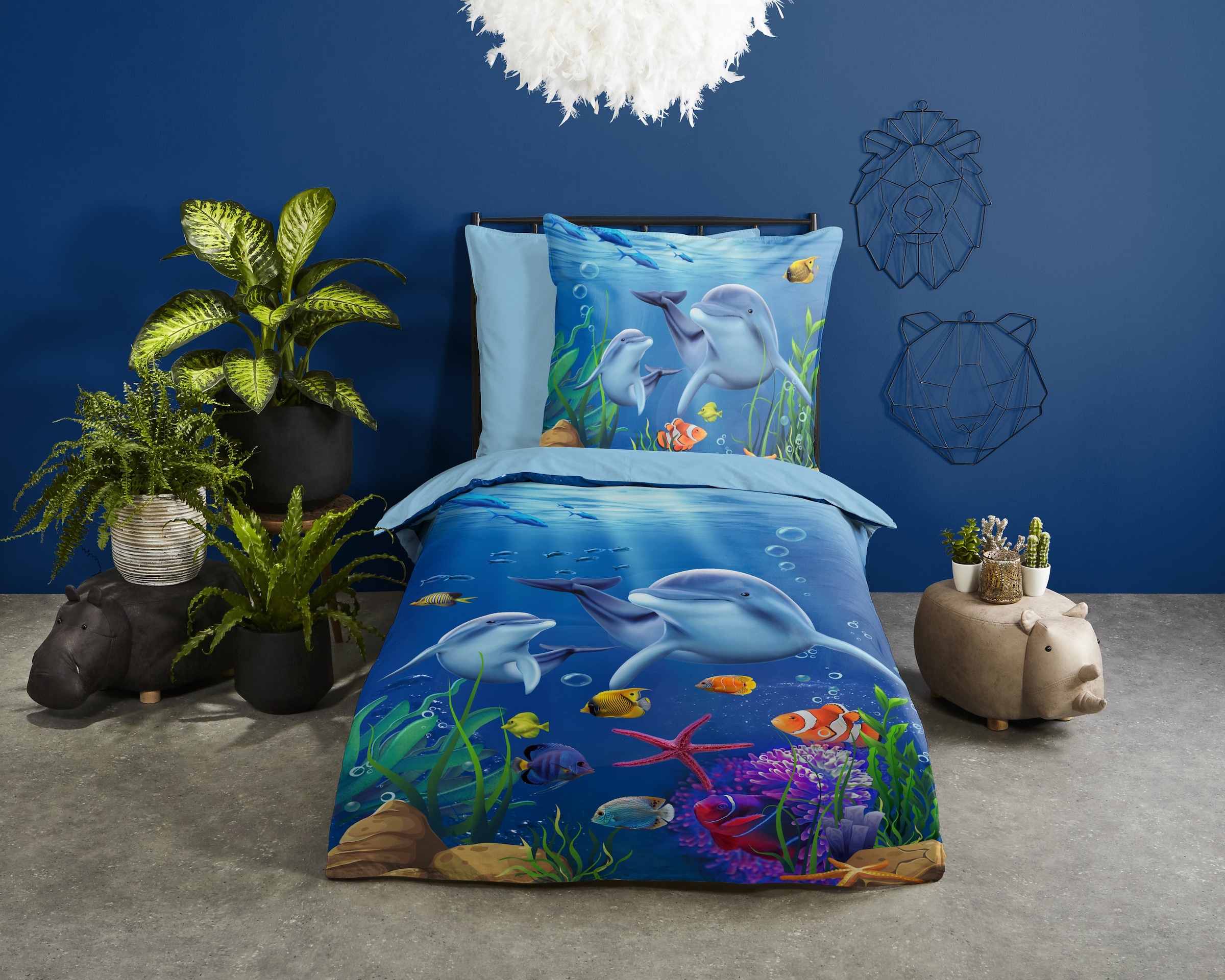 PURE luxury collection Kinderbettwäsche »Mare«, Mikrofaser, 135x200, Pflegeleicht, Wendeoptik, Kind, Delfin Meer, Blau