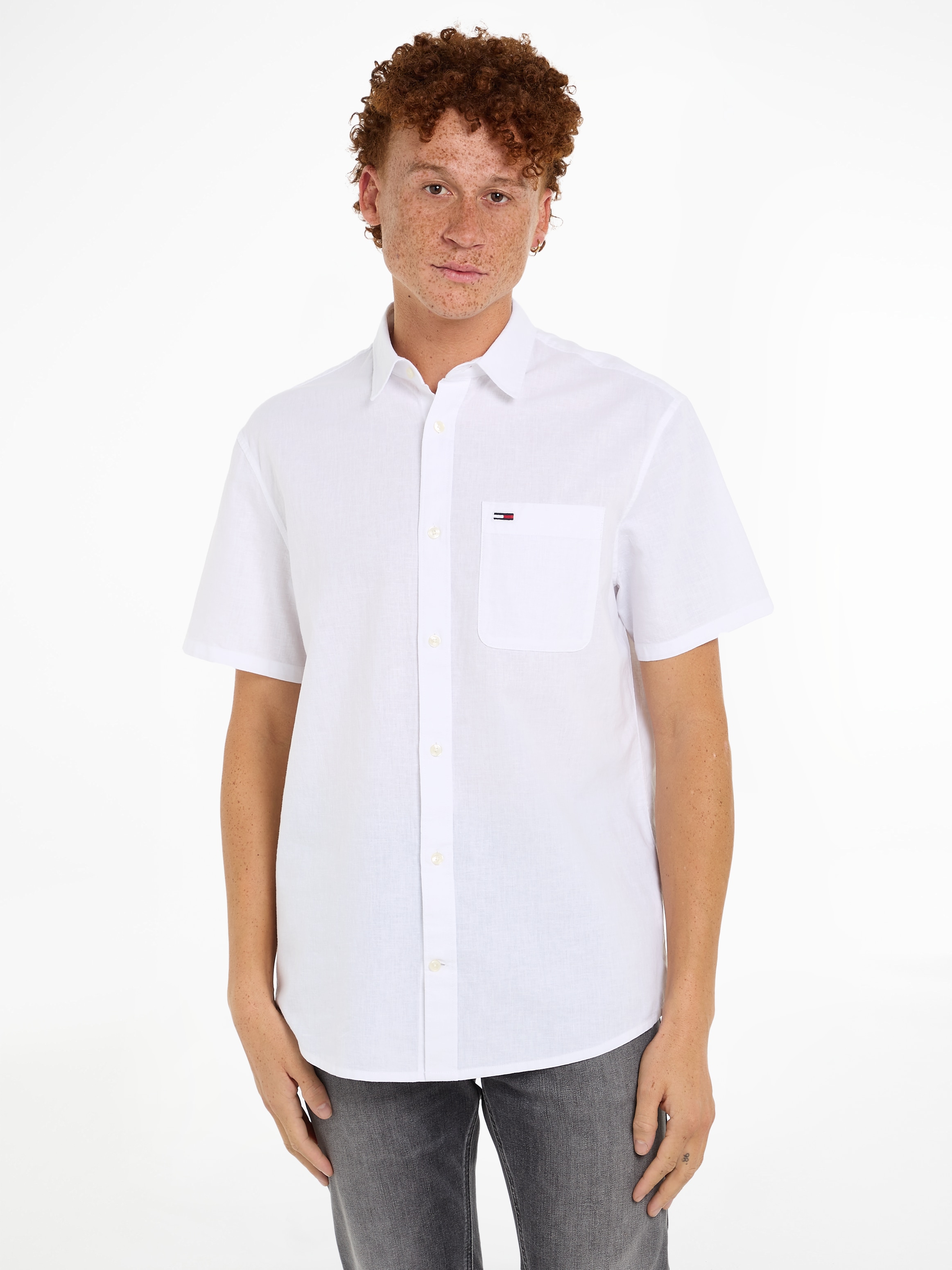 Kurzarmhemd »TJM REG LINEN BLEND SS SHIRT«, mit Logostickerei