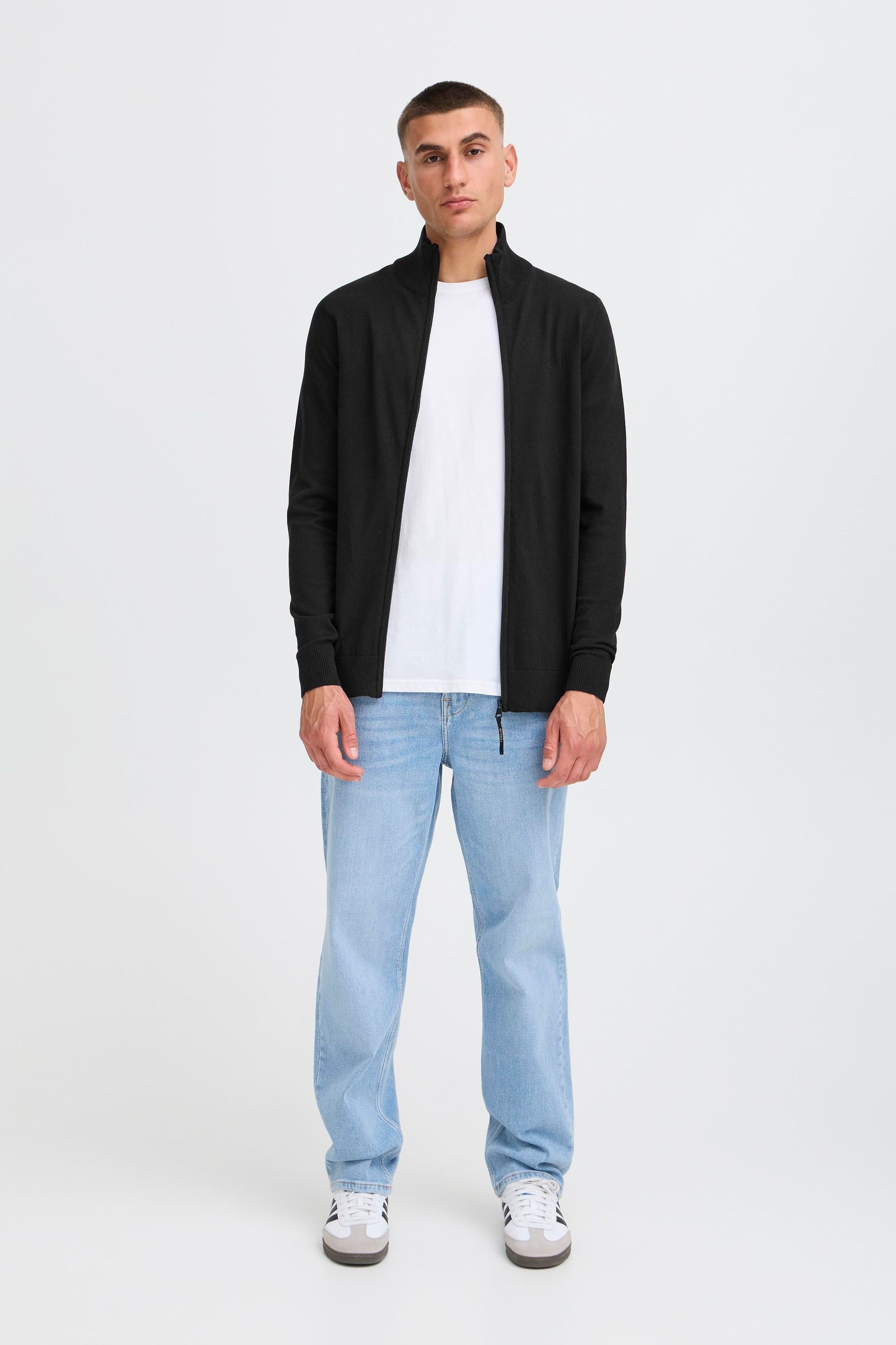 !Solid Strickjacke »Trainingsjacke SDAKALAS«