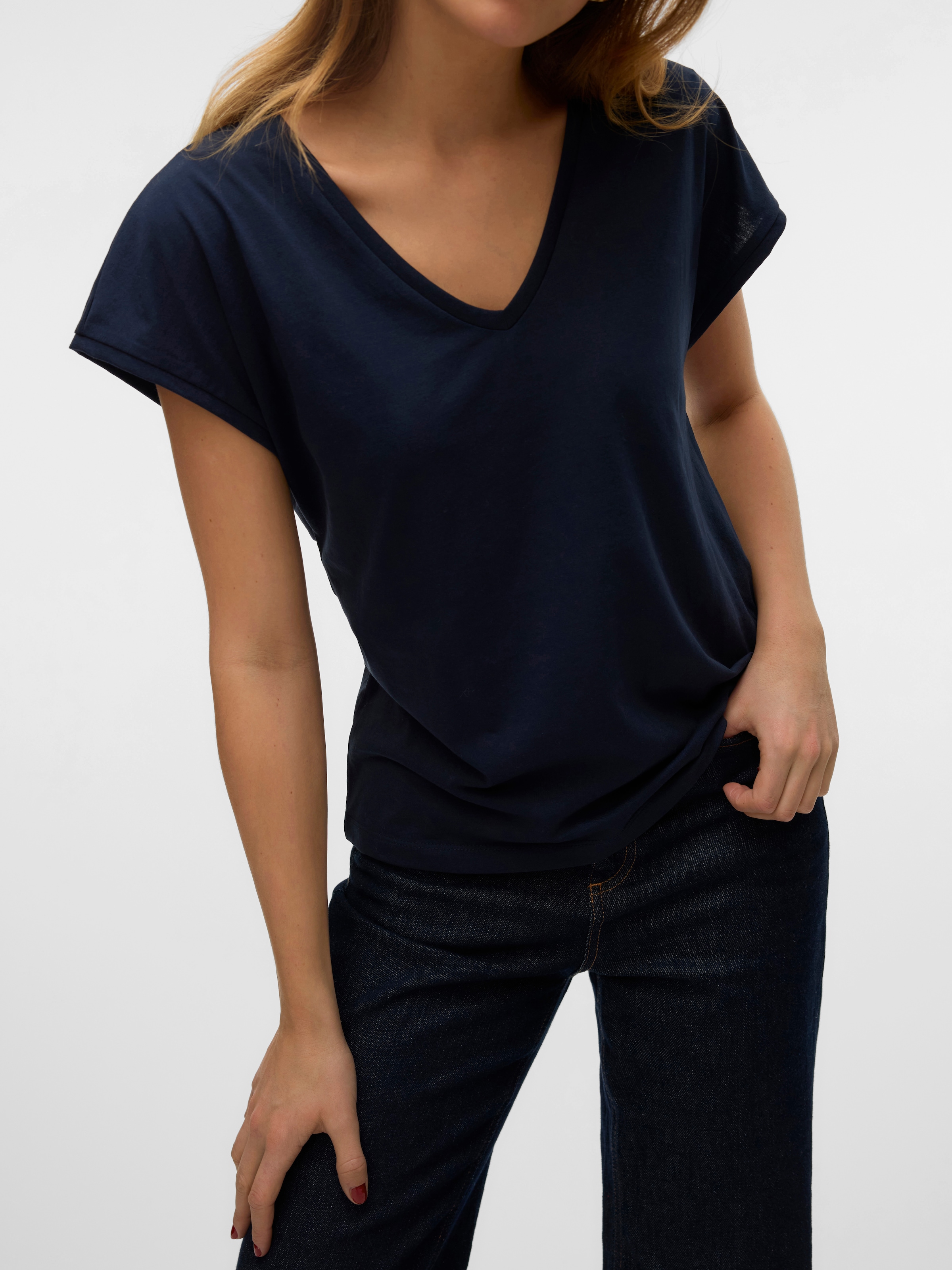 Vero Moda Kurzarmshirt »VMLUNA SS V-NECK TEE JRS NOOS«