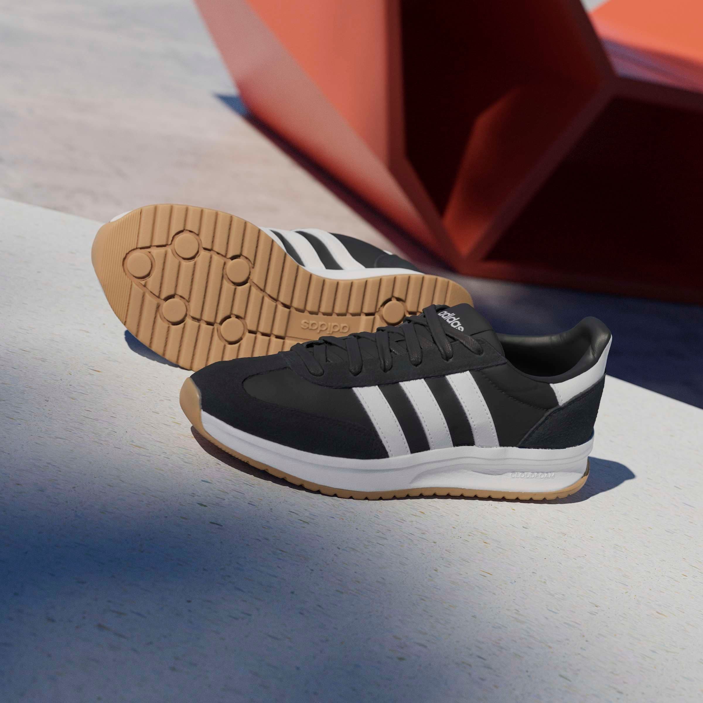 adidas Sportswear Sneaker »RUN 70S 2.0«  inspiriert vom Design des SL72