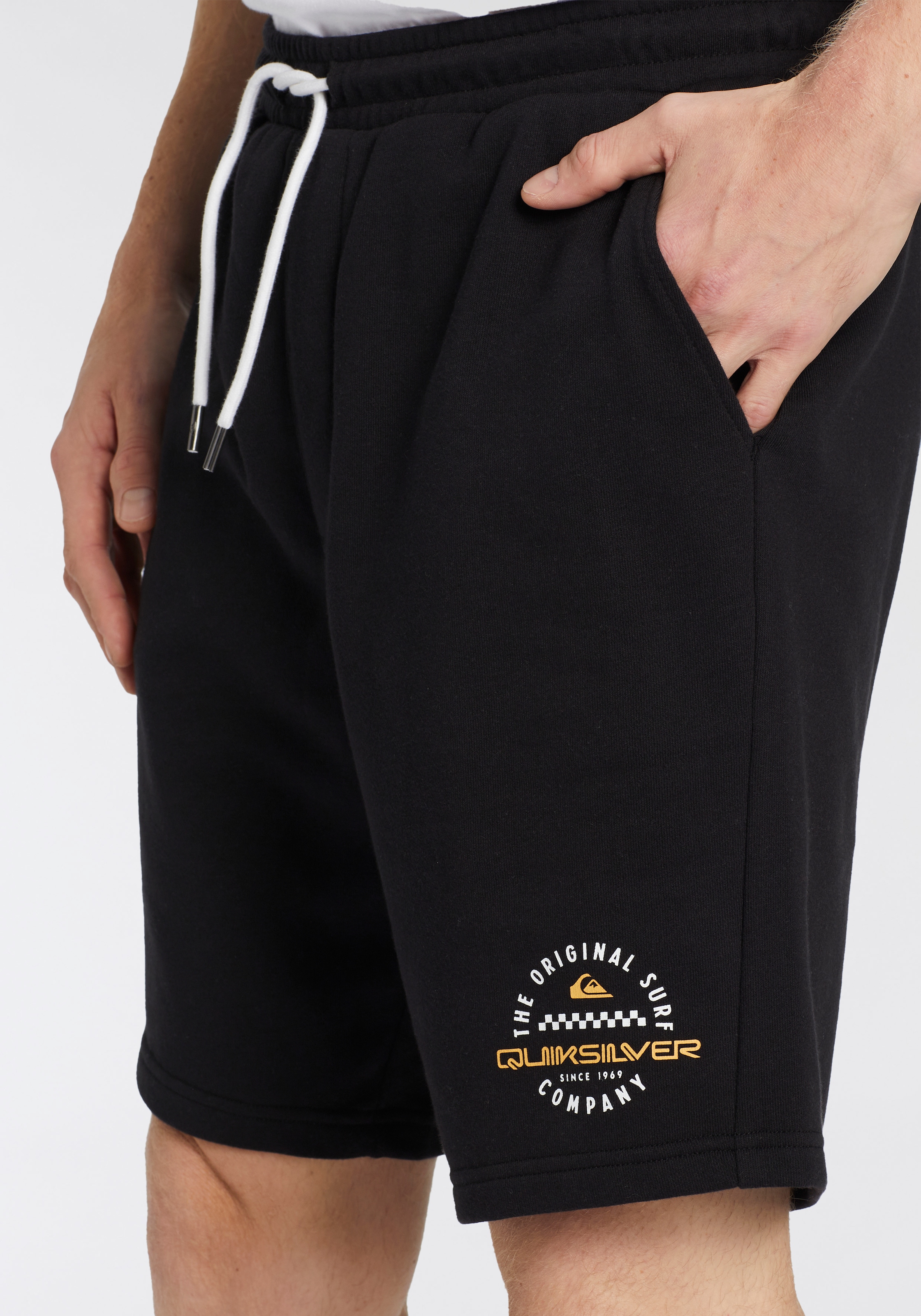 Quiksilver Sweatshorts »POST IT FLEECE SHORT YM«, (1 tlg.), mit weichem Fleece Material