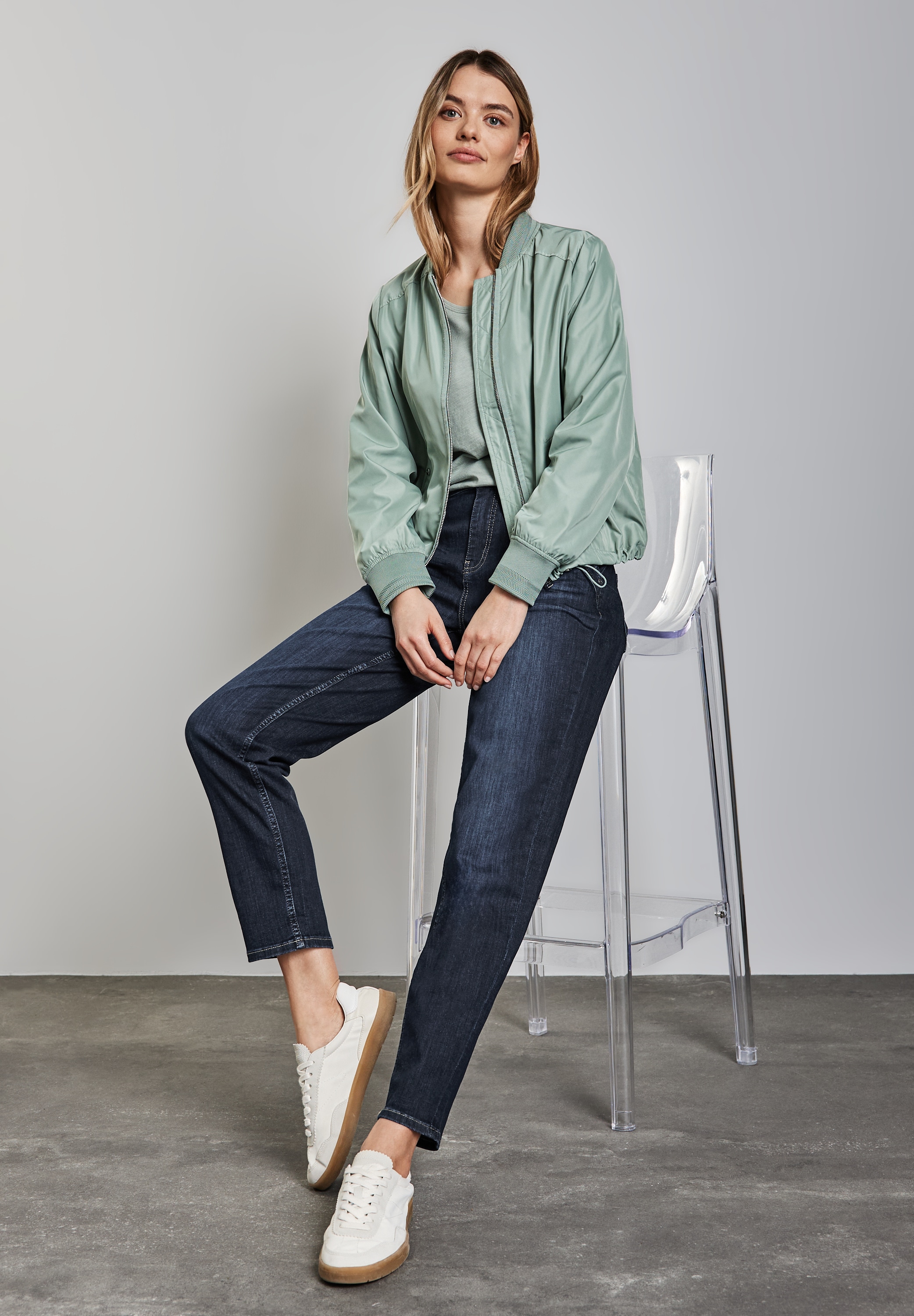 STREET ONE Stretch-Jeans »Style Denim-Mom«, mit Stretch
