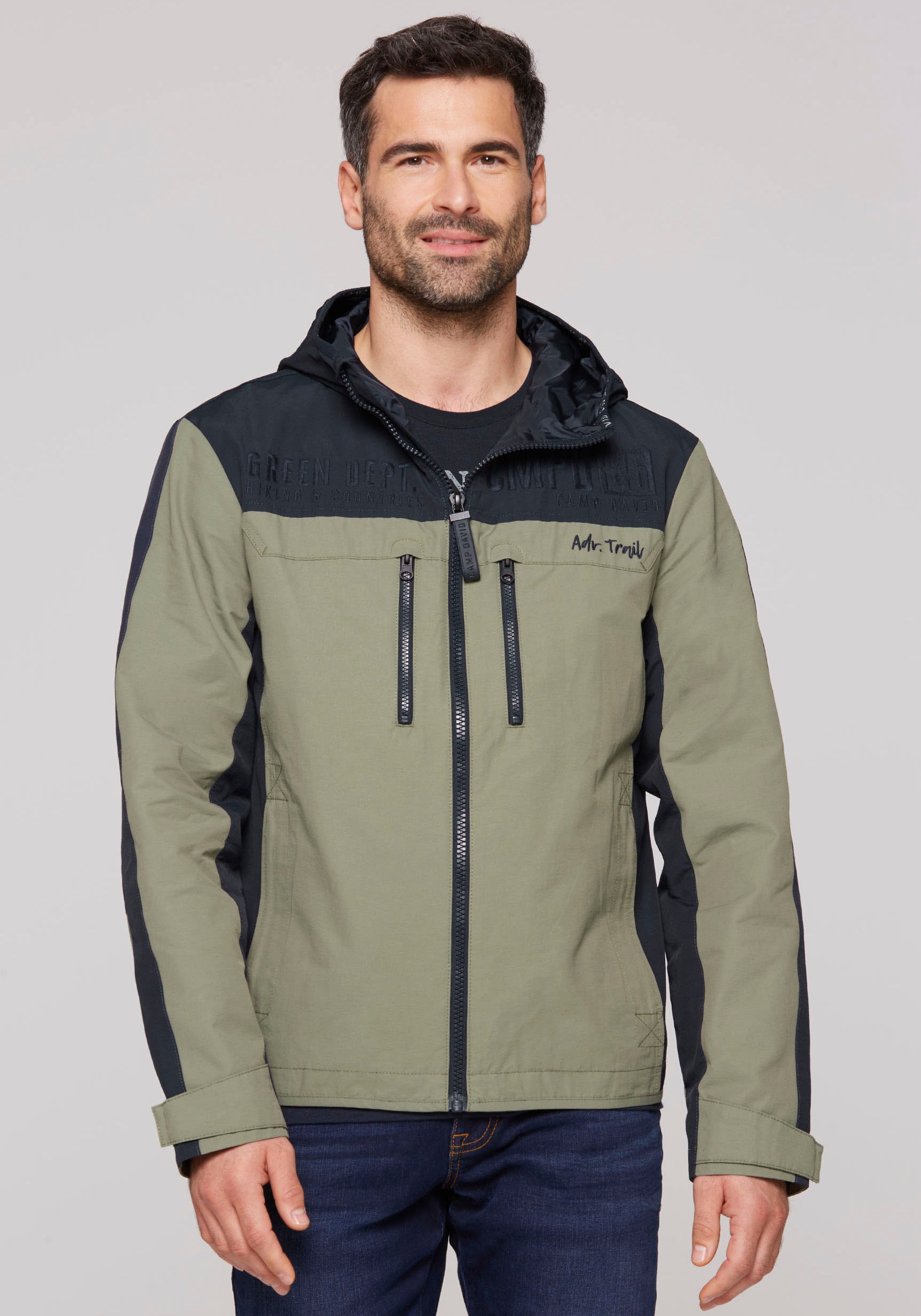 CAMP DAVID Outdoorjacke, mit Kapuze, mit Logostickereien