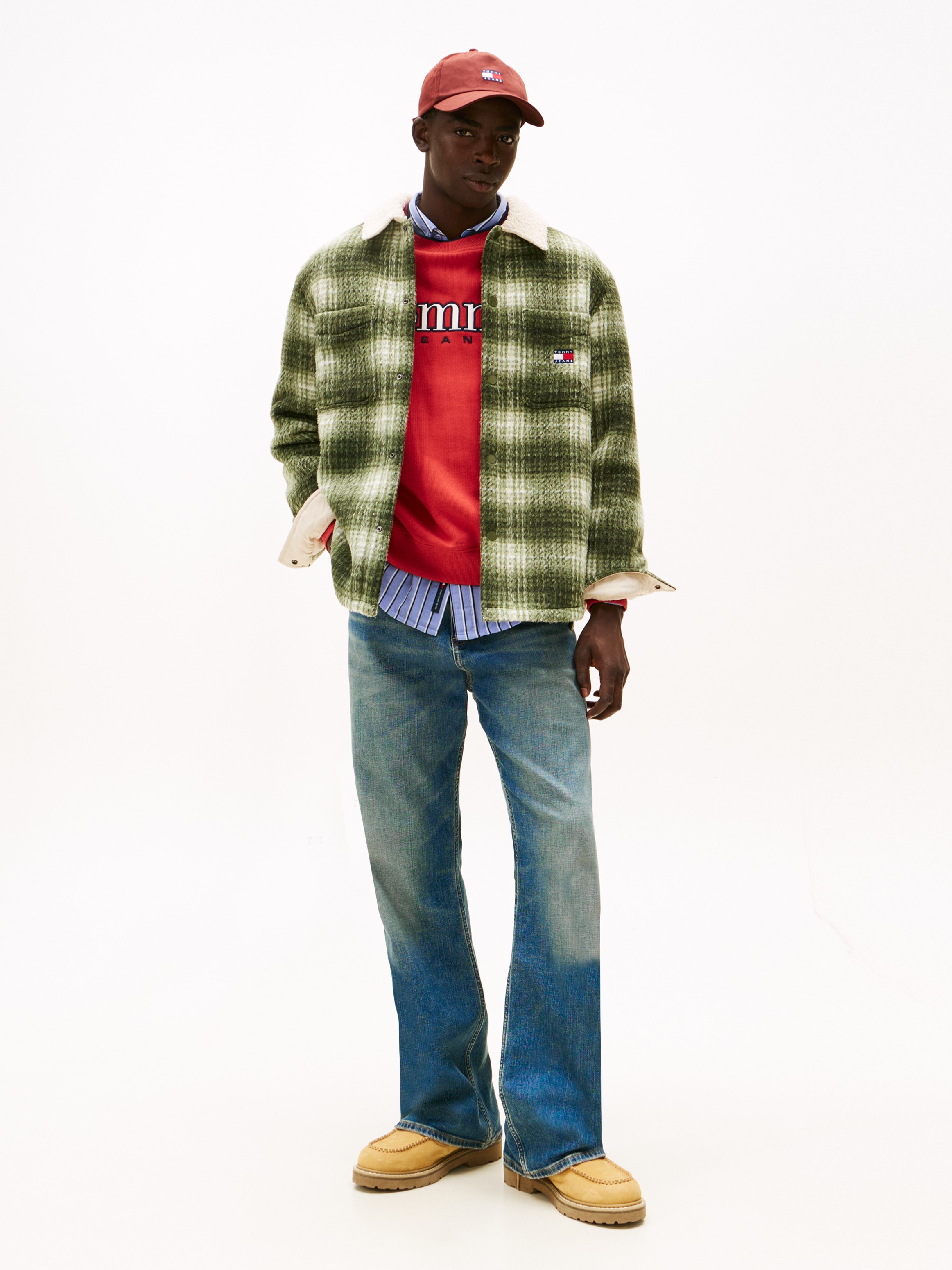 Tommy Jeans Bootcut-Jeans »ROBBIE« mit Fade-Effekten, relaxed fit