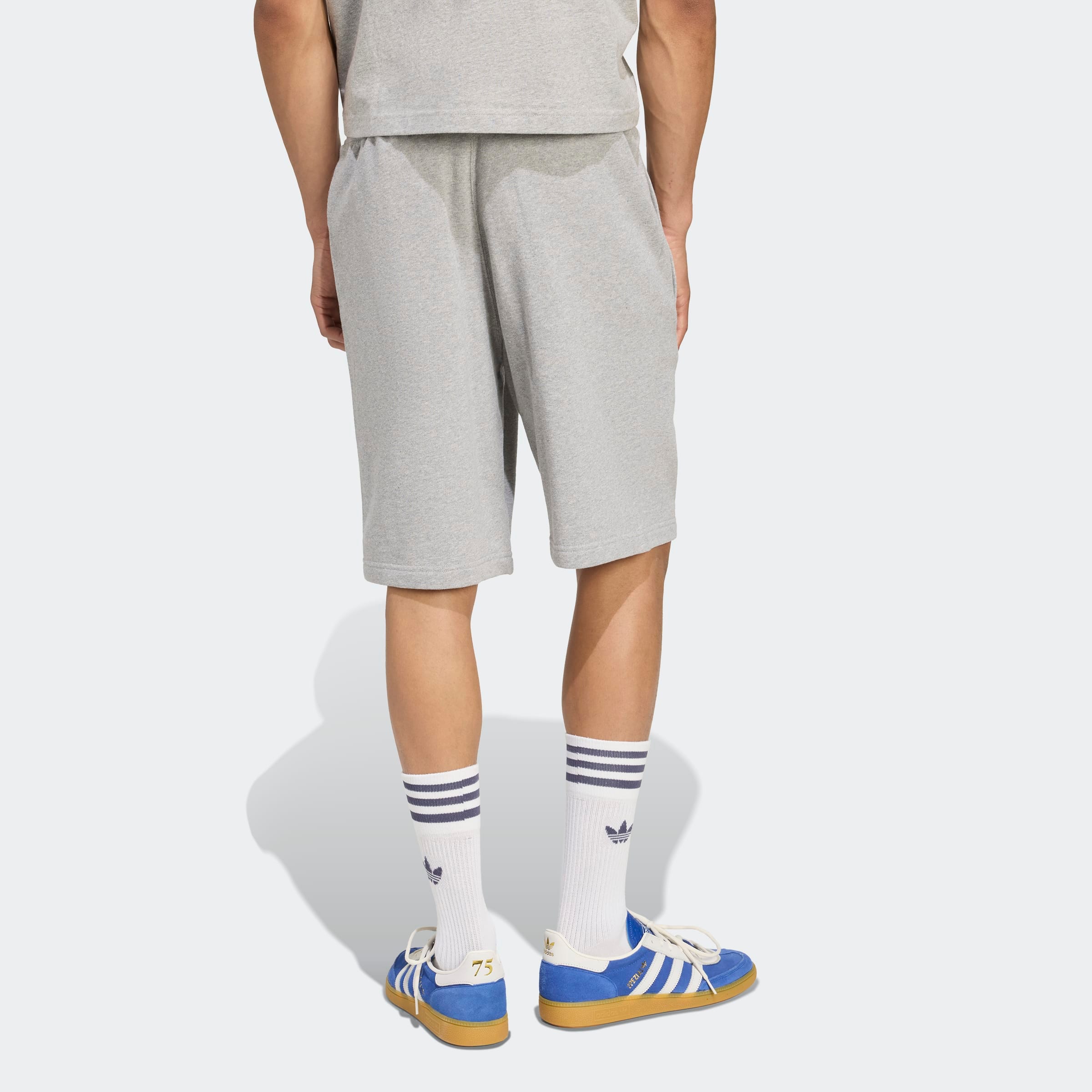 adidas Originals Shorts »ESSENTIALS TREFOIL«  Essential Sweat Shorts mit Logo, aus weichem French-Terry Material