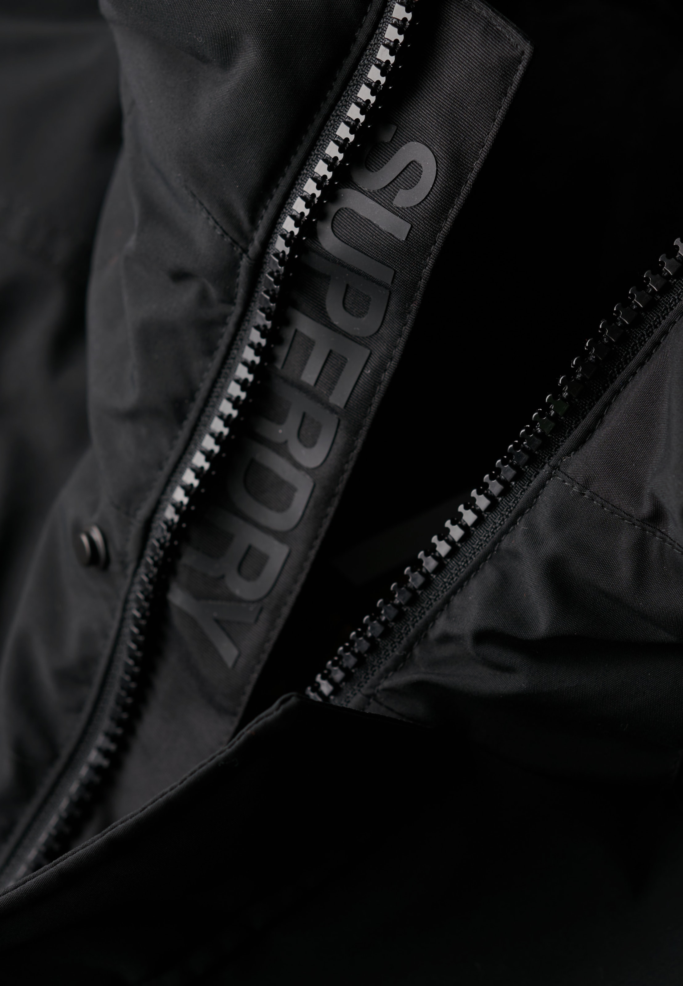 Superdry Bomberjacke »CITY PADDED BOMBER JACKET« ohne Kapuze Materialmix, regular fit