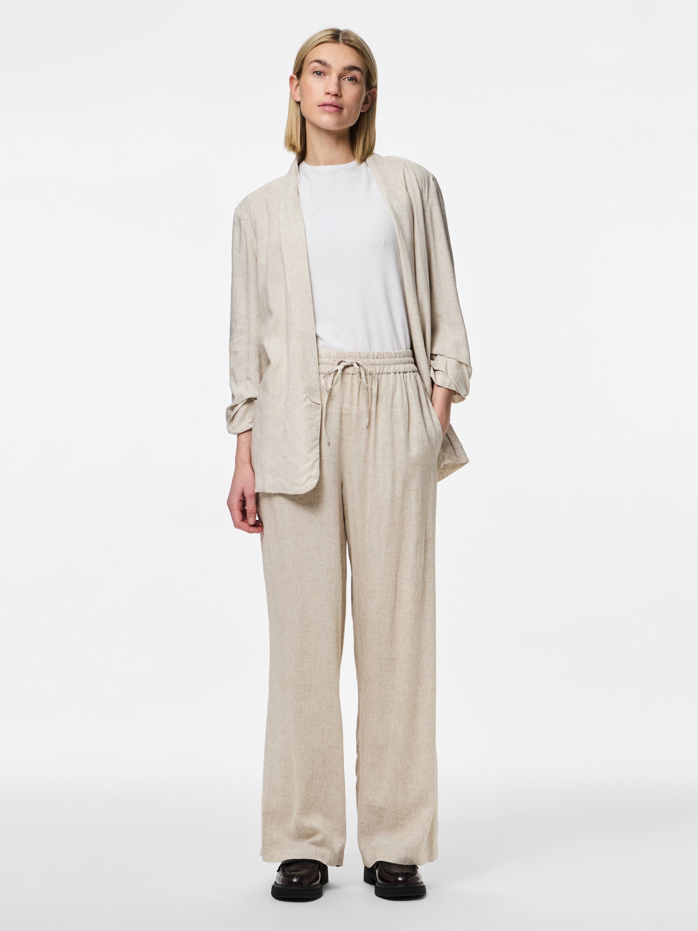 pieces Longblazer »PCPIA BOSELLA BLAZER WVN NOOS«, mit Leinen