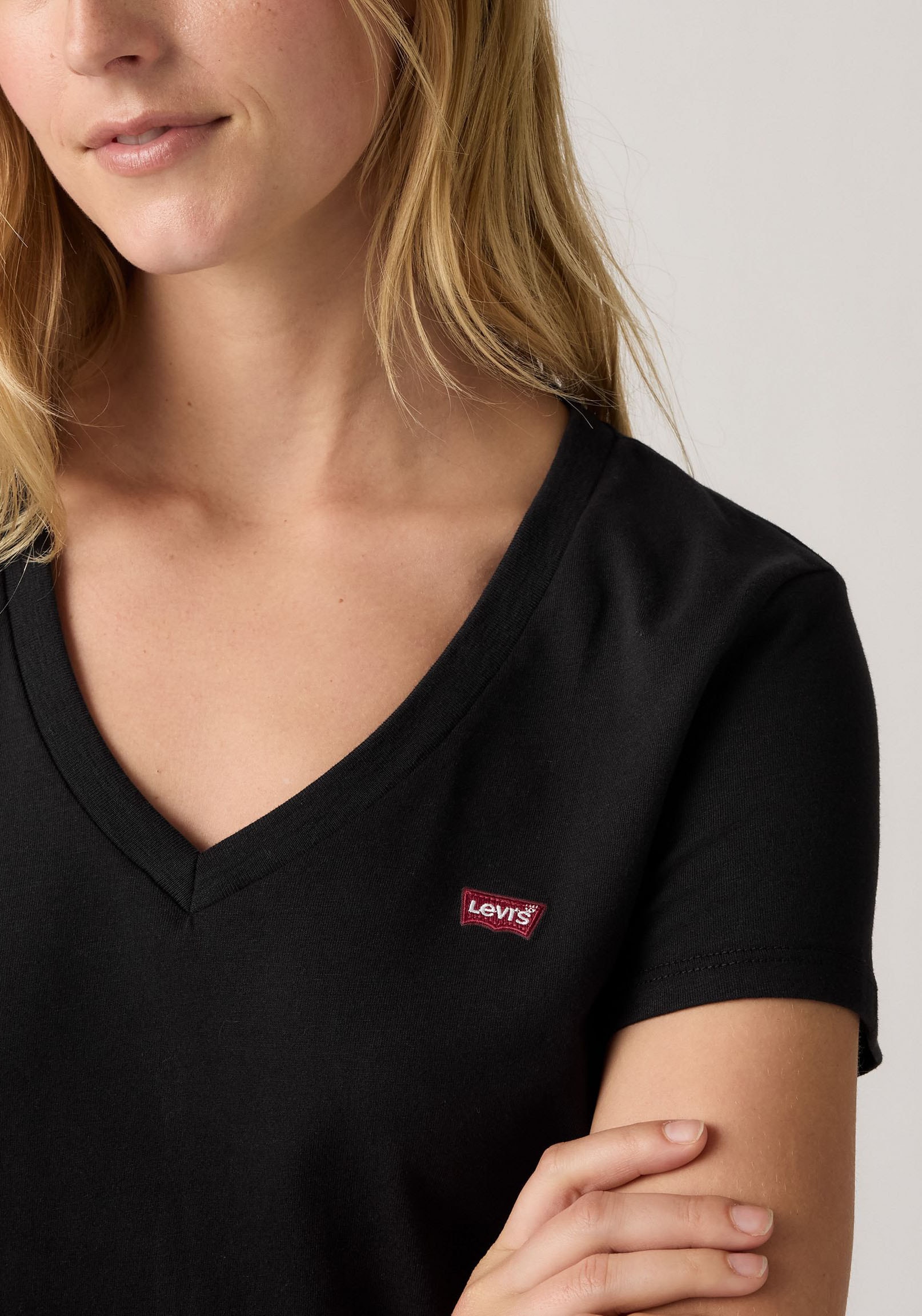 Levi's® T-Shirt »VNECK TEE 2 PACK« Packung, 2 Stk. tlg.