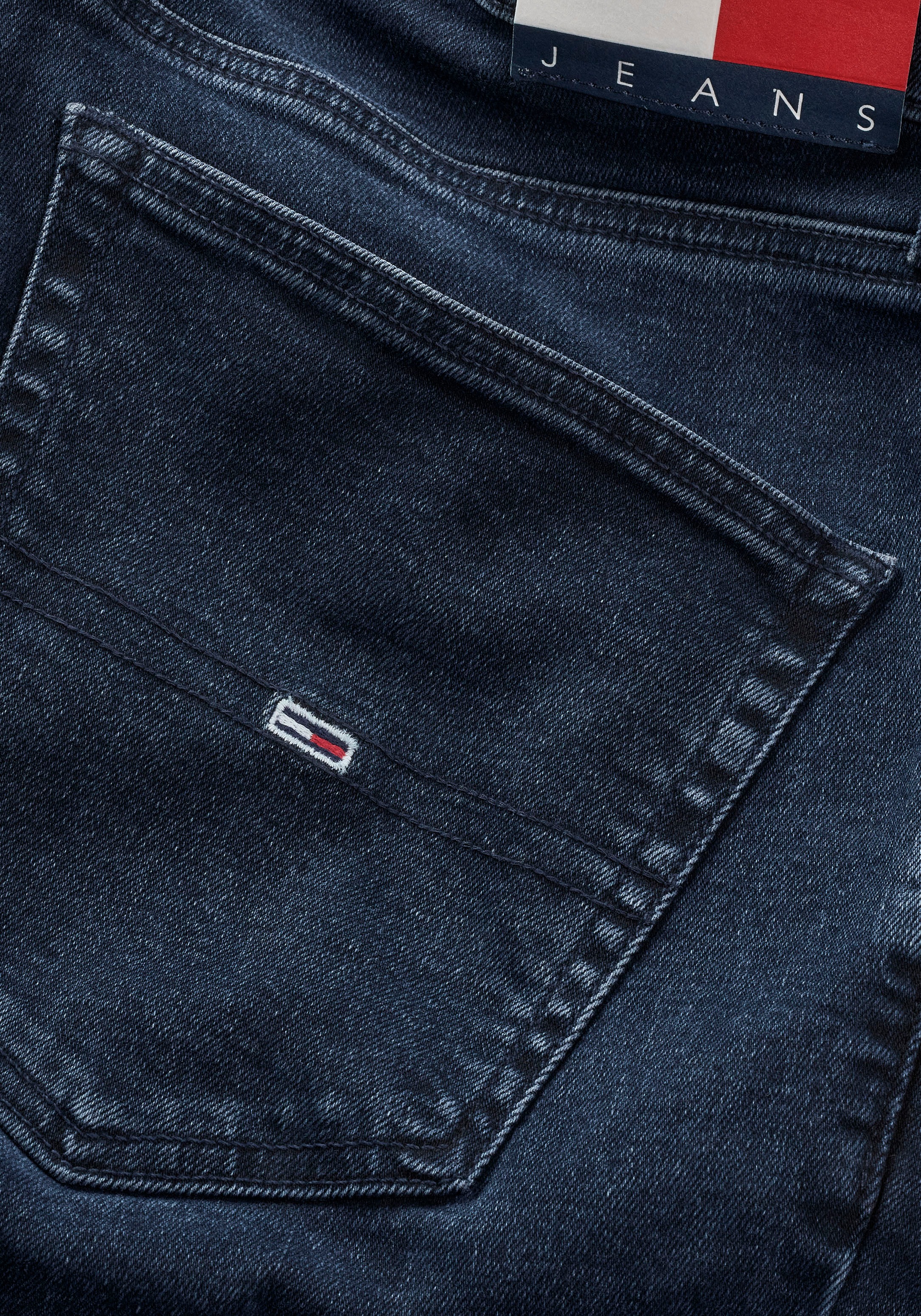 Tommy Jeans Slim-fit-Jeans »SCANTON SLIM«, mit Logoprägung