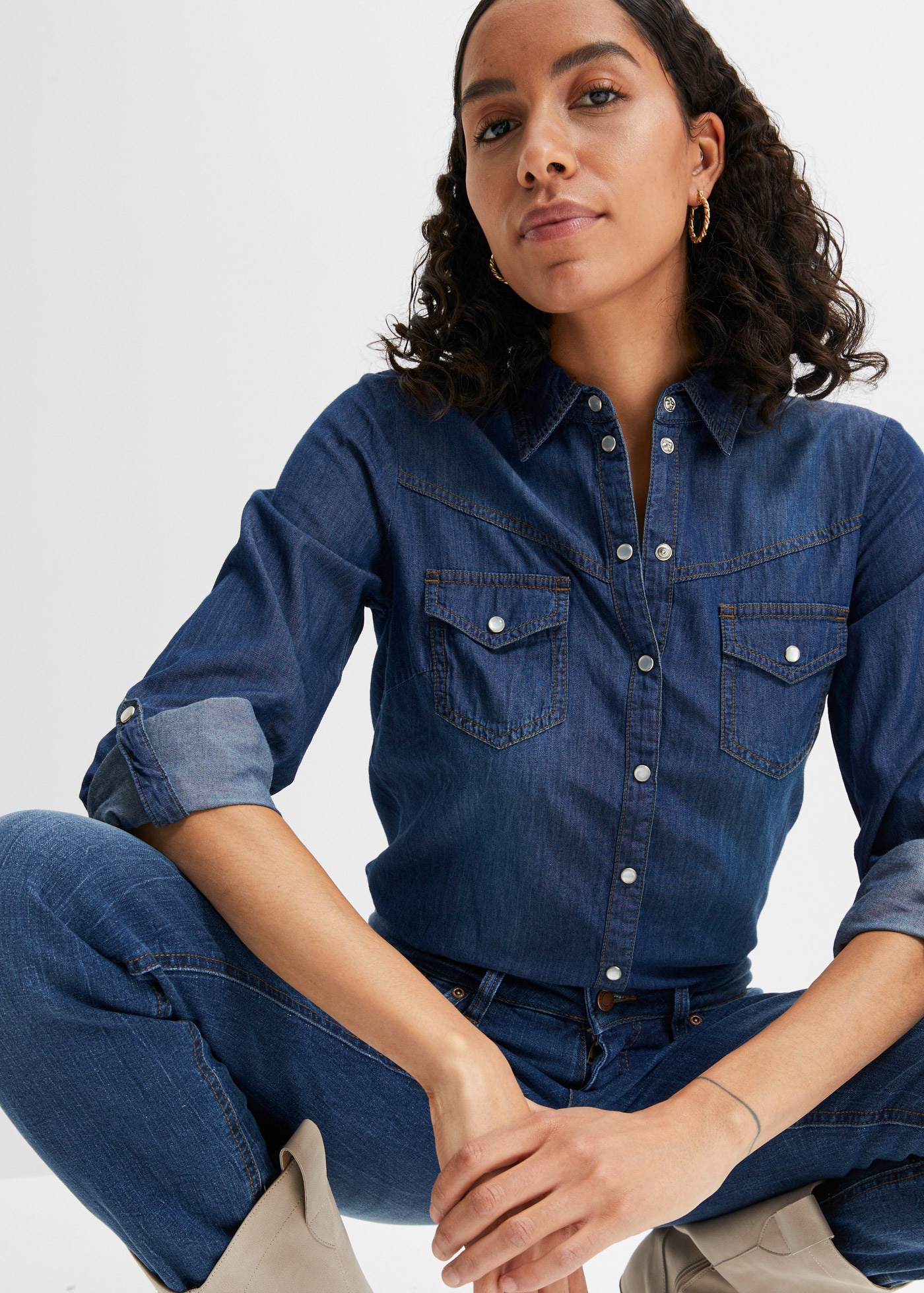 bonprix Jeansbluse schmale Passform, aus reiner Baumwolle, mit Druckknopfleiste