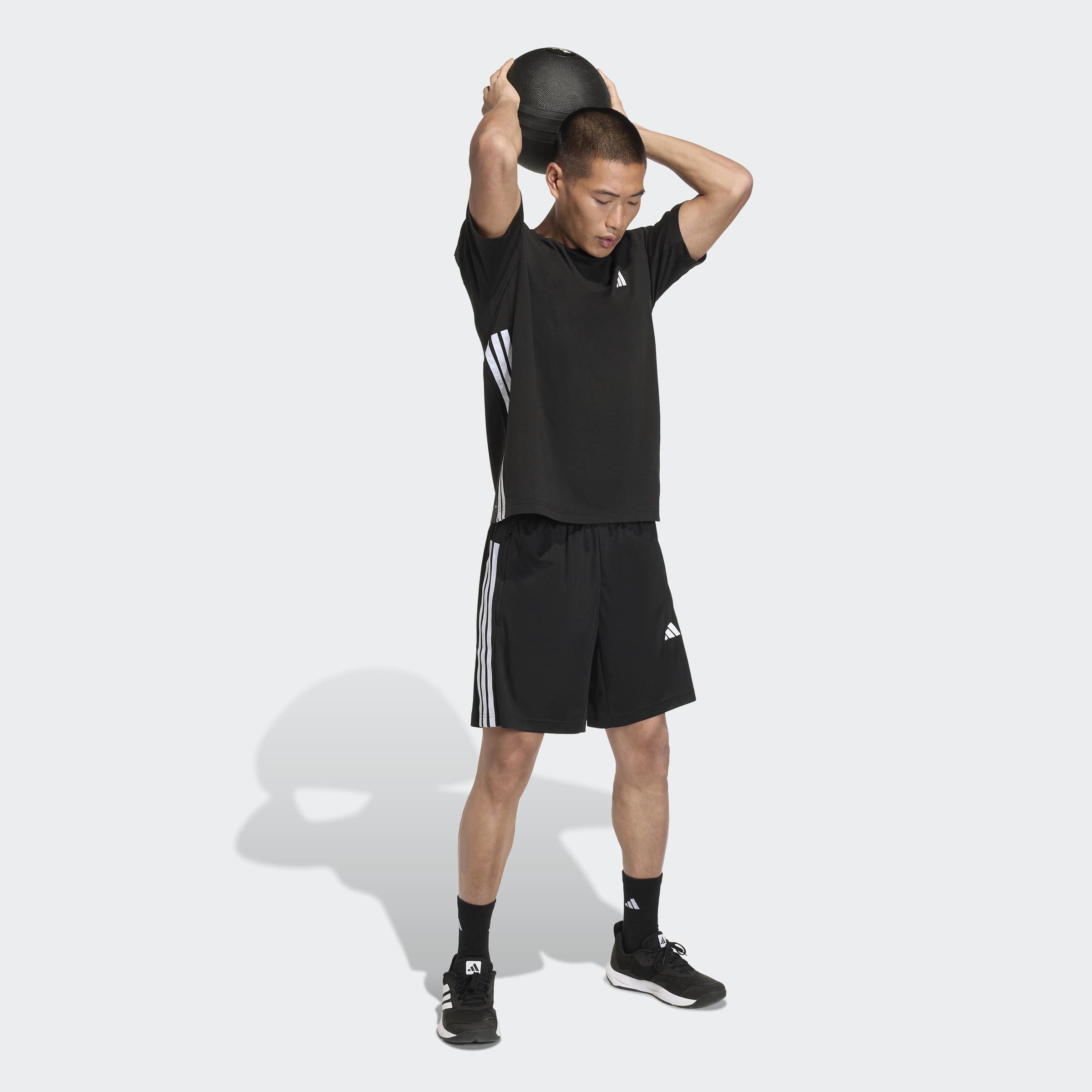 adidas Performance T-Shirt »WORKOUT ESSENTIALS FEELREADY 3-STREIFEN« mit Rundhalsausschnitt, sportlicher Stil, aus Single Jersey
