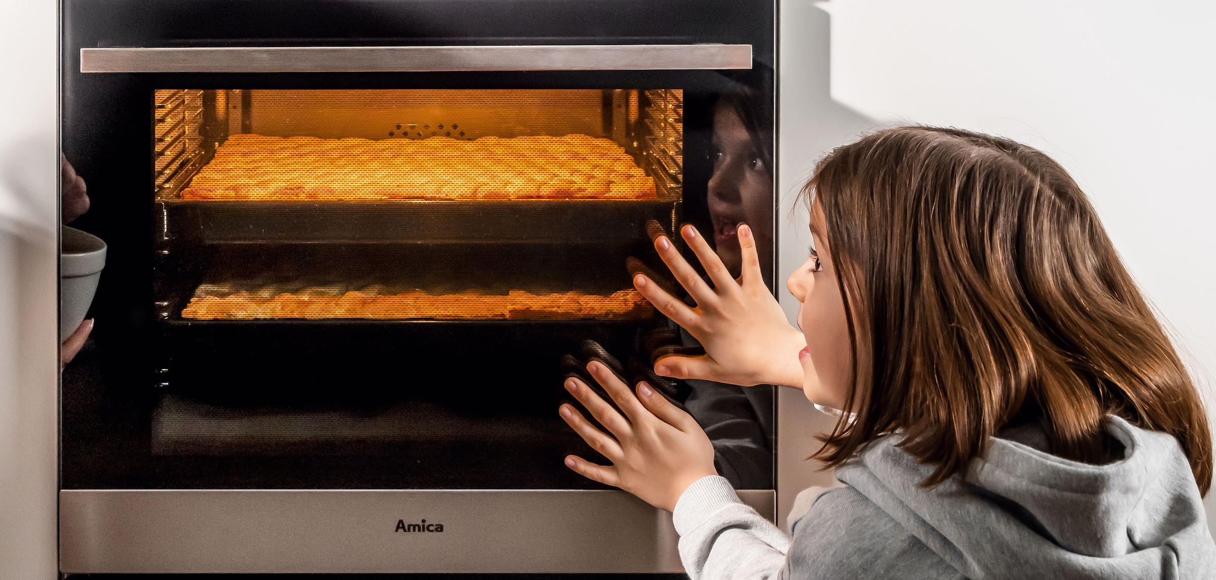 Amica Dampfbackofen  »EBSX 949 610 S«, mit Teleskopauszug nachrüstbar, Steam Clean, Extra großer Ofen mit 2 Auszügen, Backbleche gleiten sicher heraus.