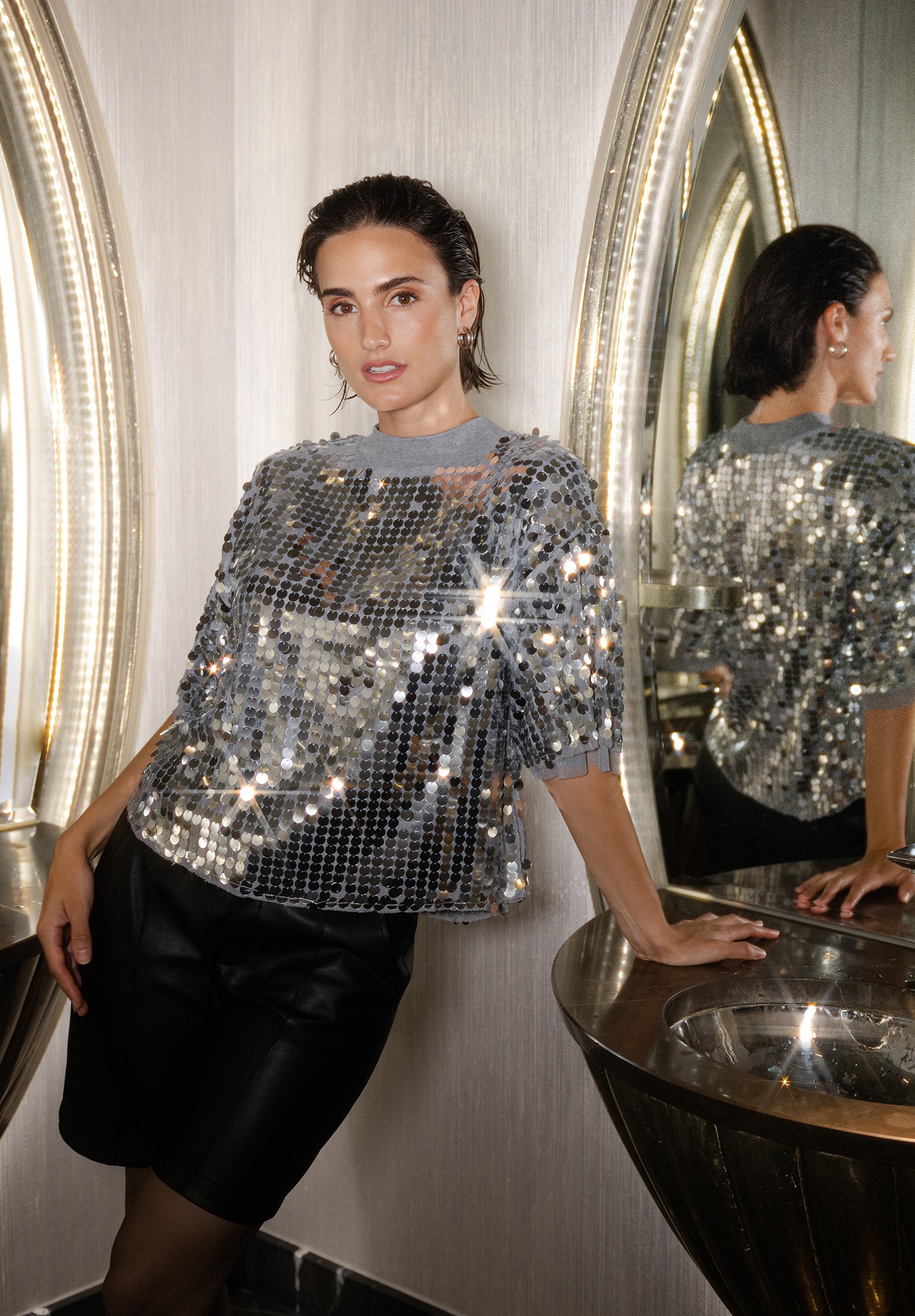 Cartoon Paillettenshirt »Pailletten-Pullover mit Rippbündchen«