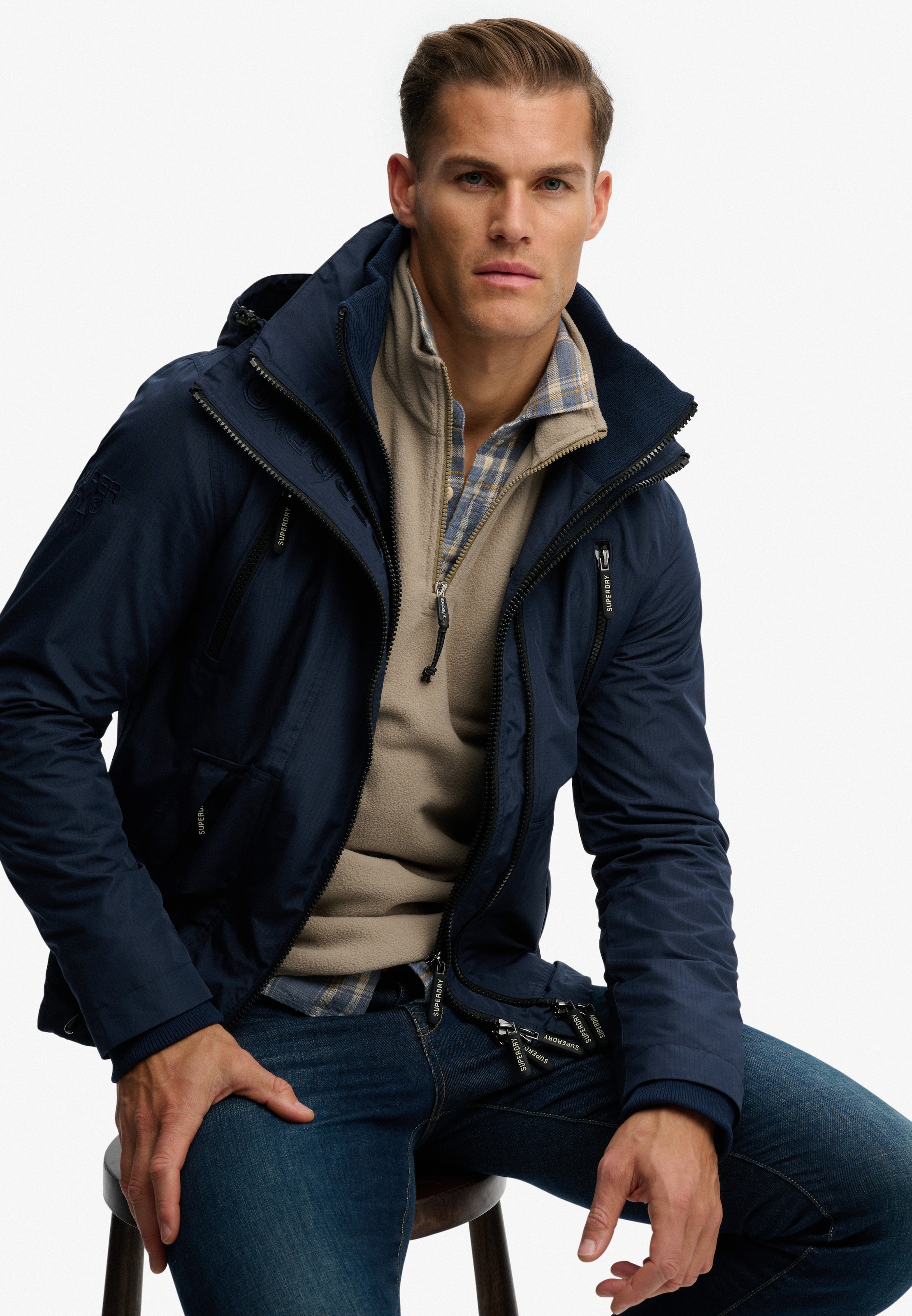 Superdry Windbreaker »HOODED MTN WINDBREAKER JACKET« mit Kapuze