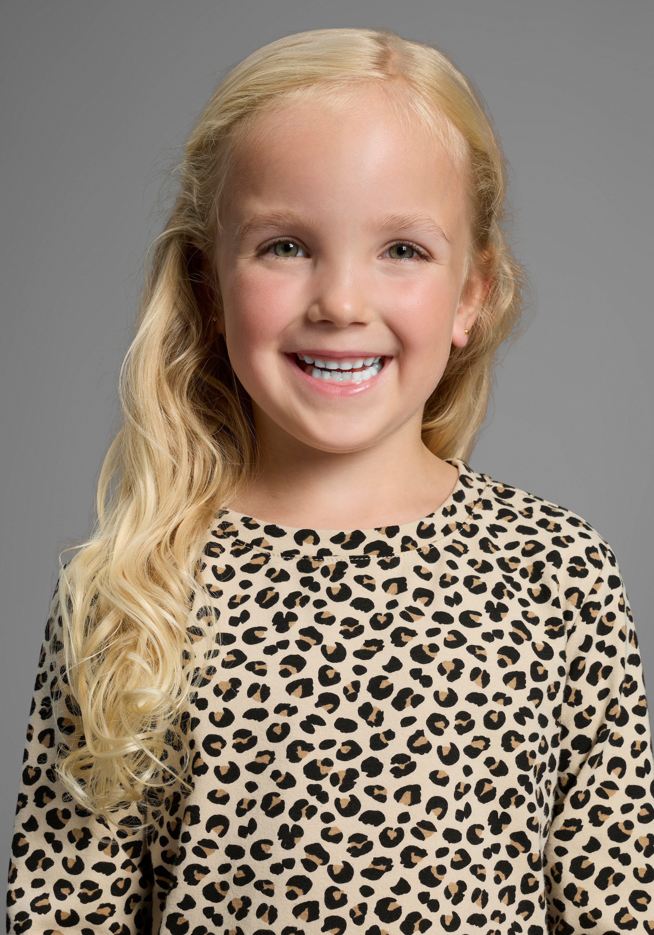 KIDSWORLD Langarmshirt »Shirt in Leo-Optik« Modischer Animal-Print