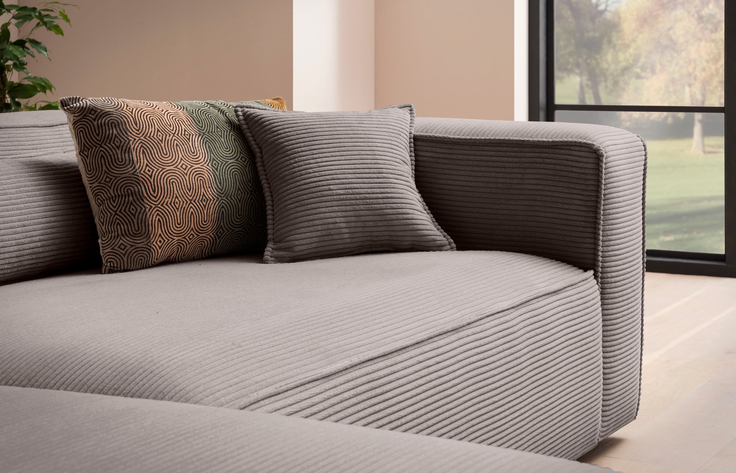LeGer Home by Lena Gercke Ecksofa »PIARA XXL, Big-Sofa, Cord, Leinenoptik o. Strukturstoff, L-Form«, wahlweise Ottomane rechts/links, Kedernaht, extra tiefe Sitzfläche