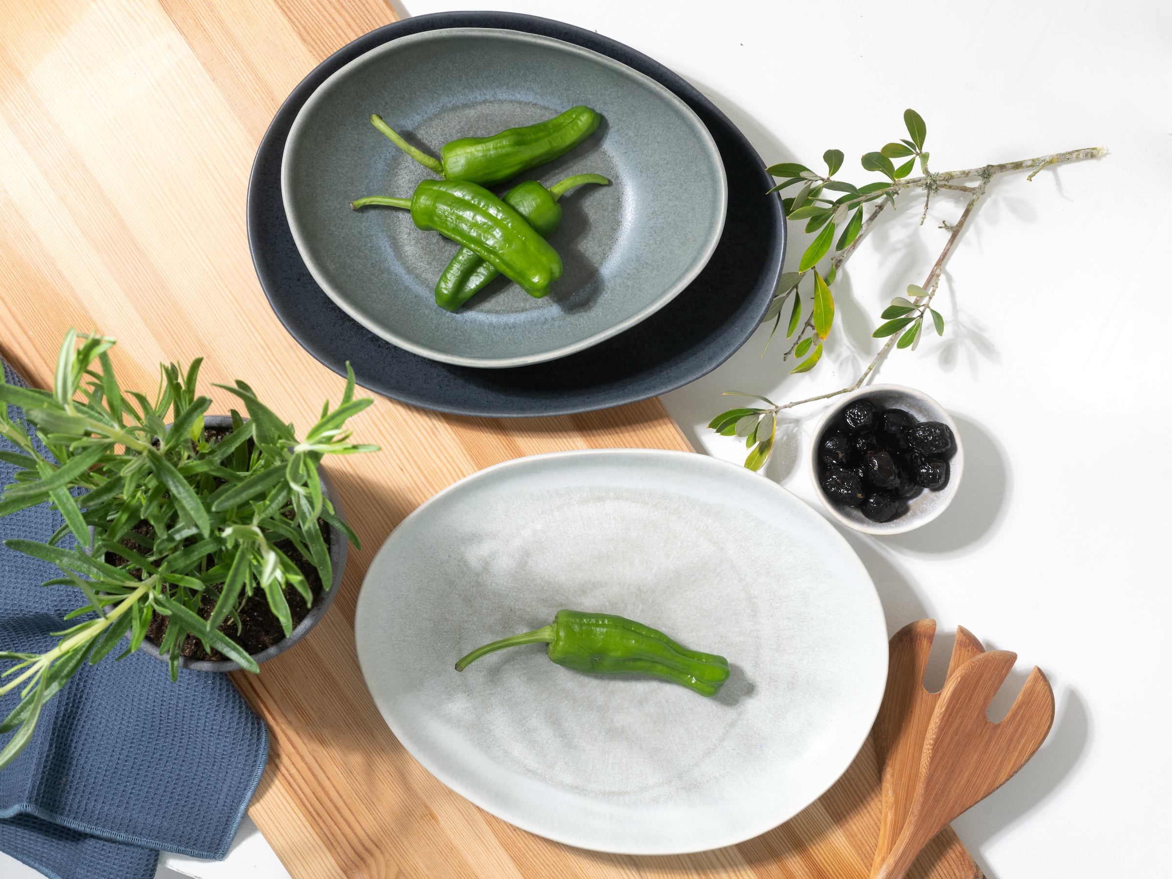 CreaTable Tafelservice »Pietra, Service 8-tlg.« Eleganz, Organische Grundform, Seidenmatte Oberfläche