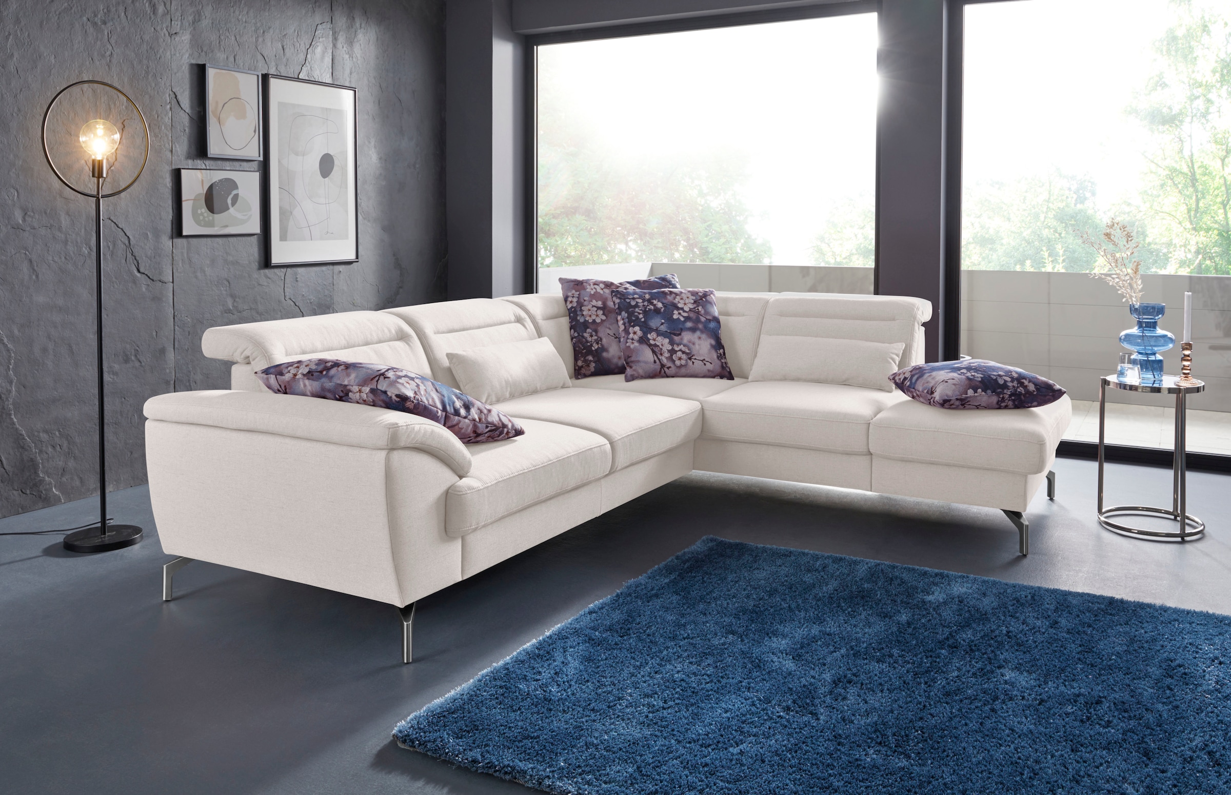 sit&more Ecksofa »Percy L-Form« 15 cm Fußhöhe, Sitztiefenverstellung, wahlweise in 2 Fußfarben