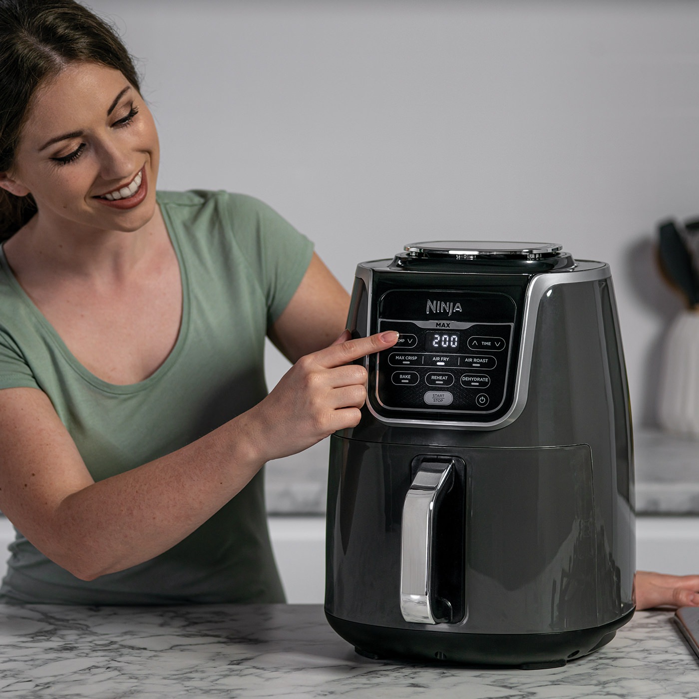 NINJA Heißluftfritteuse »MAX AF160EU«, 1750 W, 0,9 kg Kapazität incl. Knusperblech