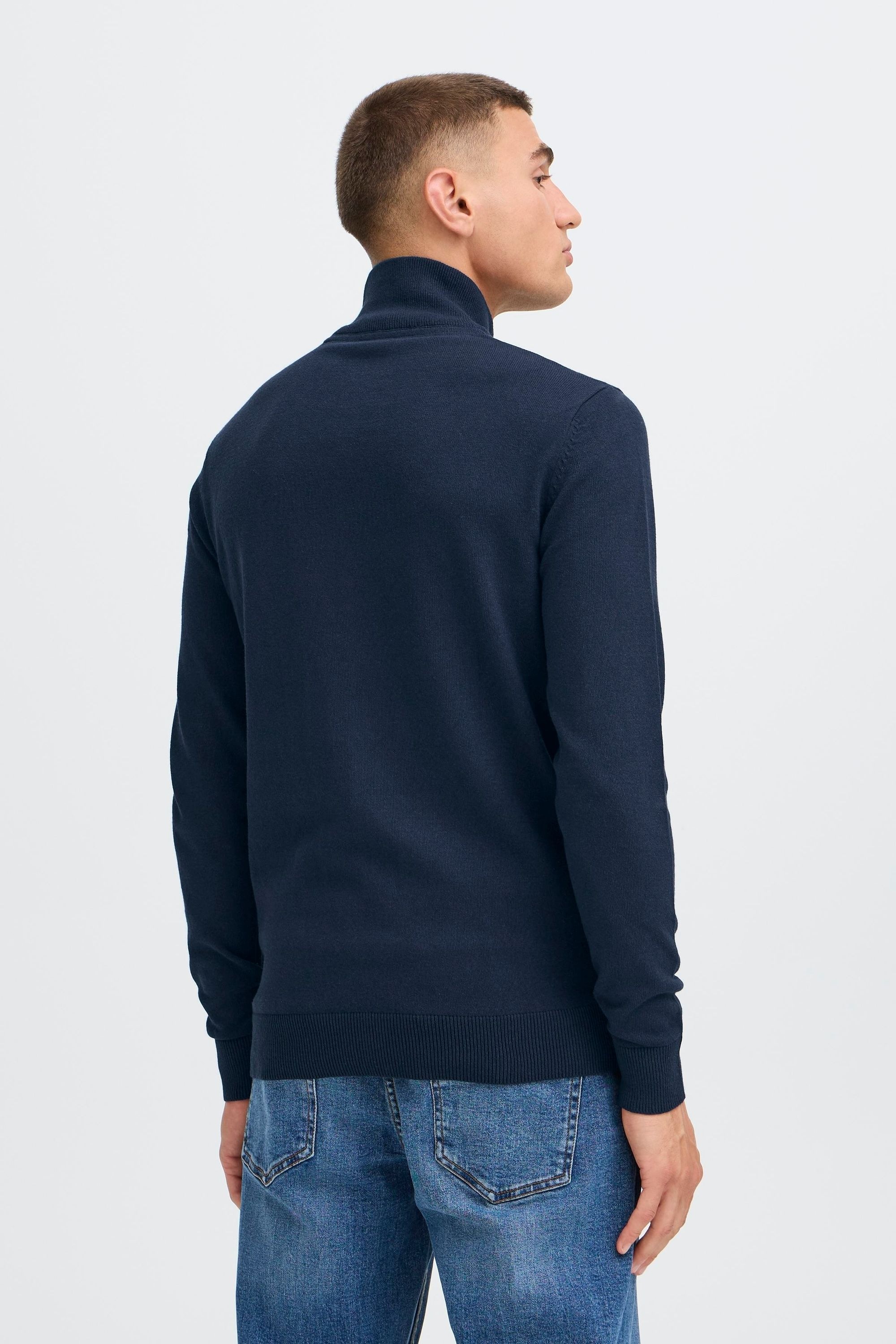 !Solid Troyer »Troyer SDAKANVIS«