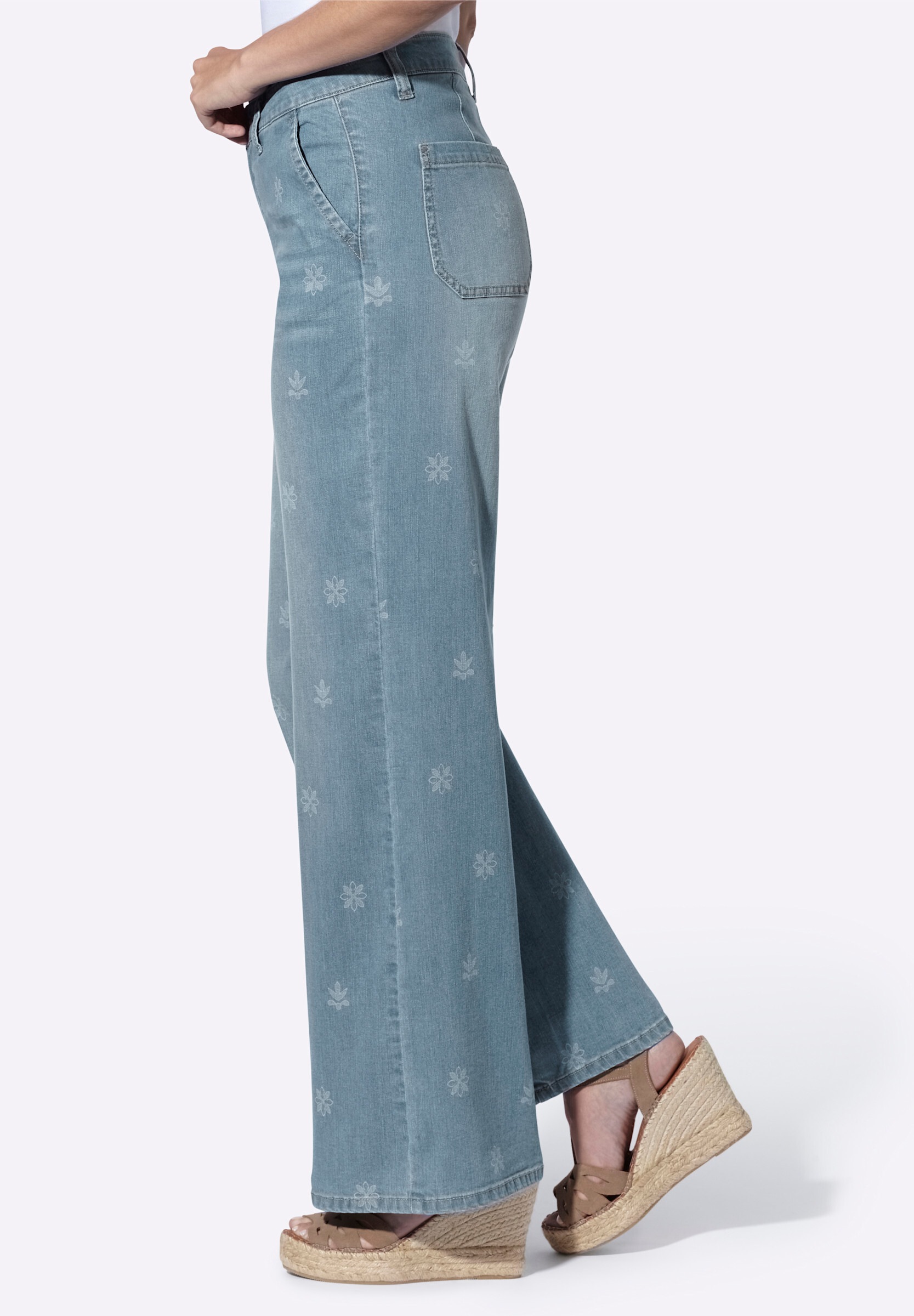 heine Bequeme Jeans »Jeans Jeans mit Laser-Blumendruck«