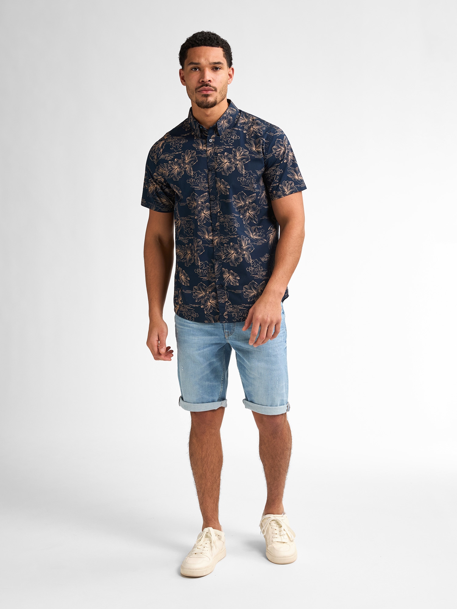 Petrol Industries Kurzarmshirt mit All-Over Print