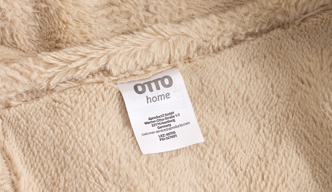 OTTO home Wohndecke »Cinnia« weich, modern, angenehm, wärmend, pflegeleicht, Decke, 630 g/m²
