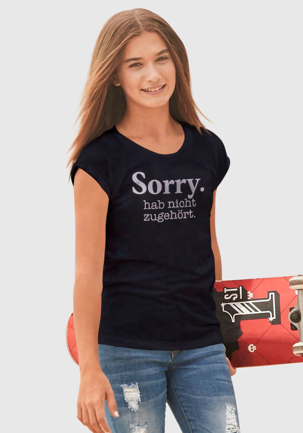 in »Sorry. ♕ KIDSWORLD legerer Form weiter zugehört.«, hab bei T-Shirt nicht