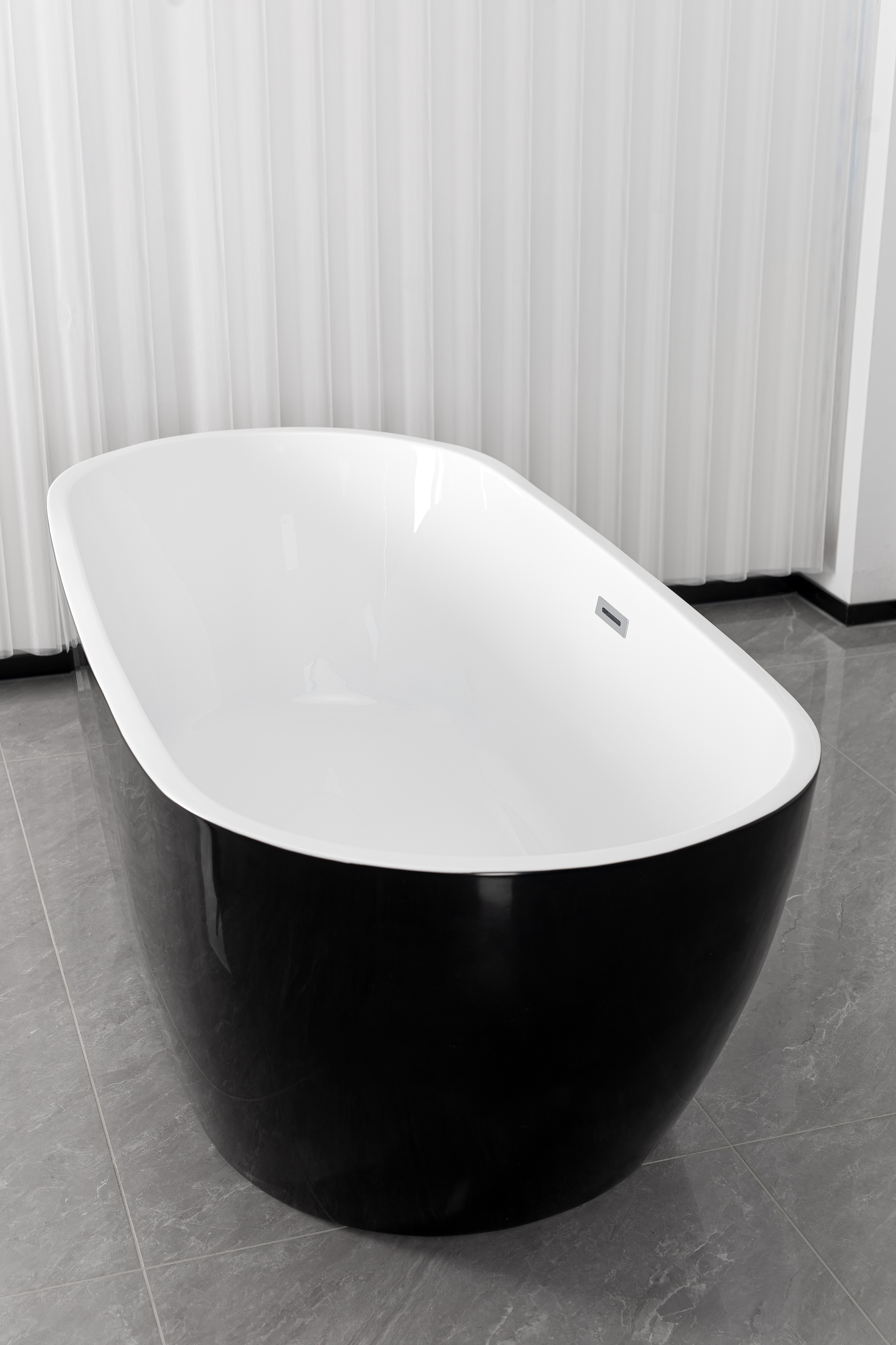Sanotechnik Badewanne »CUBA« Höhe 61 cm Vorrichtung für Ablaufschlauch | Überlauf 175x80x61cm, aus Acryl