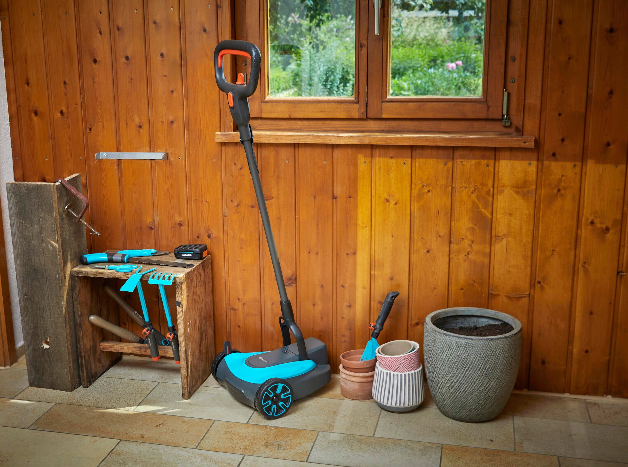 GARDENA Akkurasenmäher »HandyMower 22/18V P4A Ready-To-Use«, (Set), 22/18V P4A Ready-To-Use Set, inkl. Akku und Ladegerät