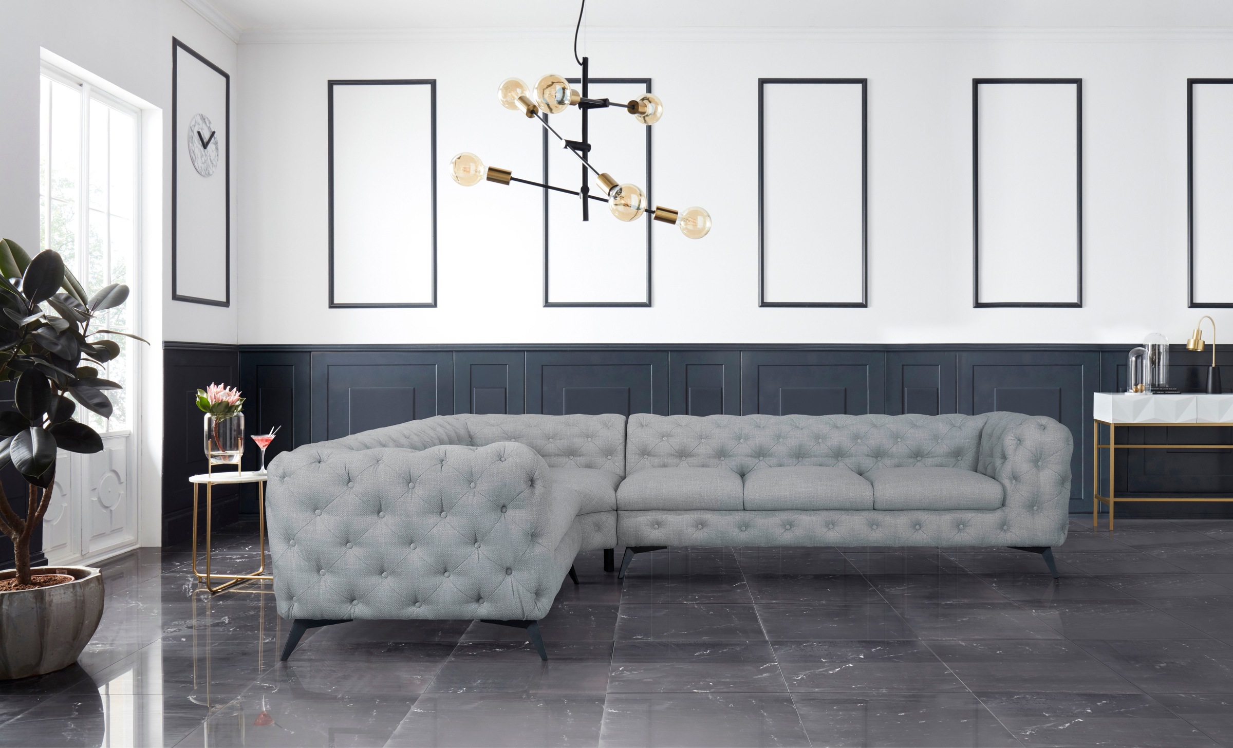 Leonique Chesterfield-Sofa »Ecksofa GLYNIS L-Form mit Wellenunterfederung, Maße B/T/H 323/264/75cm«, aufwändige Knopfheftung, moderne Chesterfield Optik, Fußfarbe wählbar