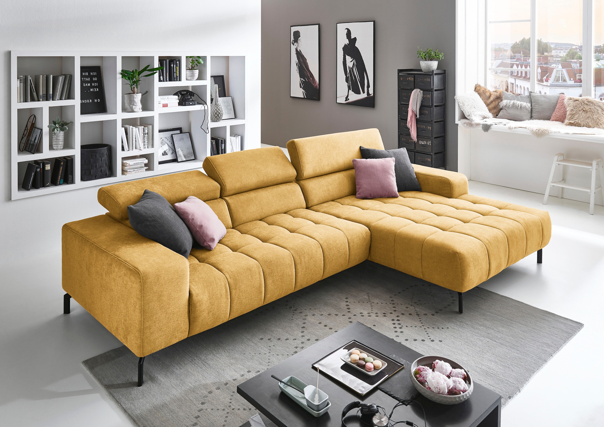 Die PlanBar Ecksofa »MP-IN18022 L-Form«, mit Kopfteilverstellung & Zierkissen, optional Sitztiefenverstellung