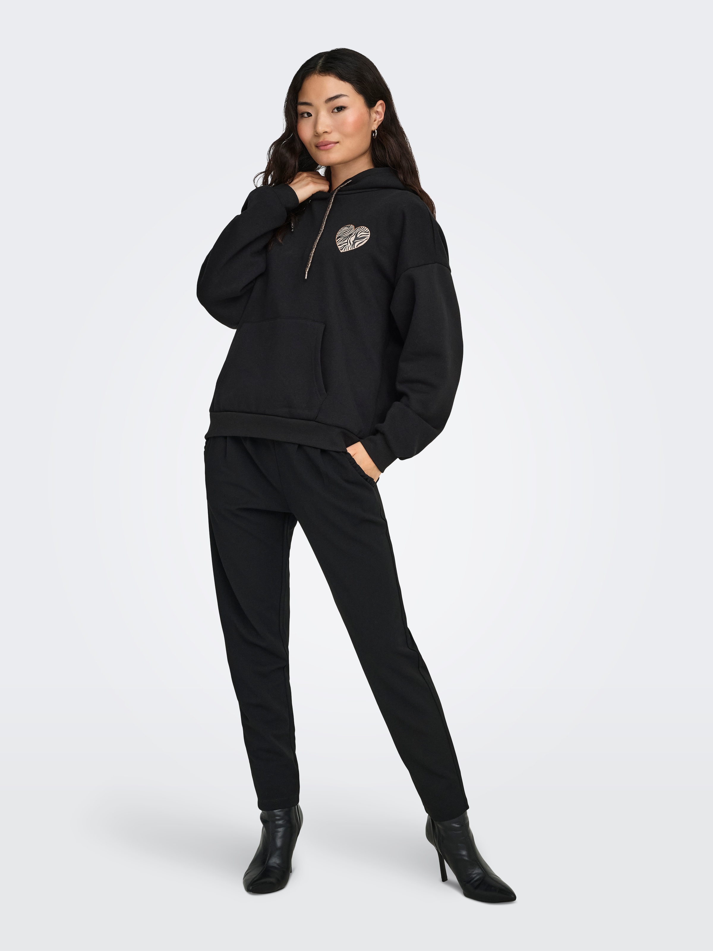 ONLY Kapuzensweatshirt »ONLDAZE L/S ANIMAL HOODIE DETAILS CS SWT«
