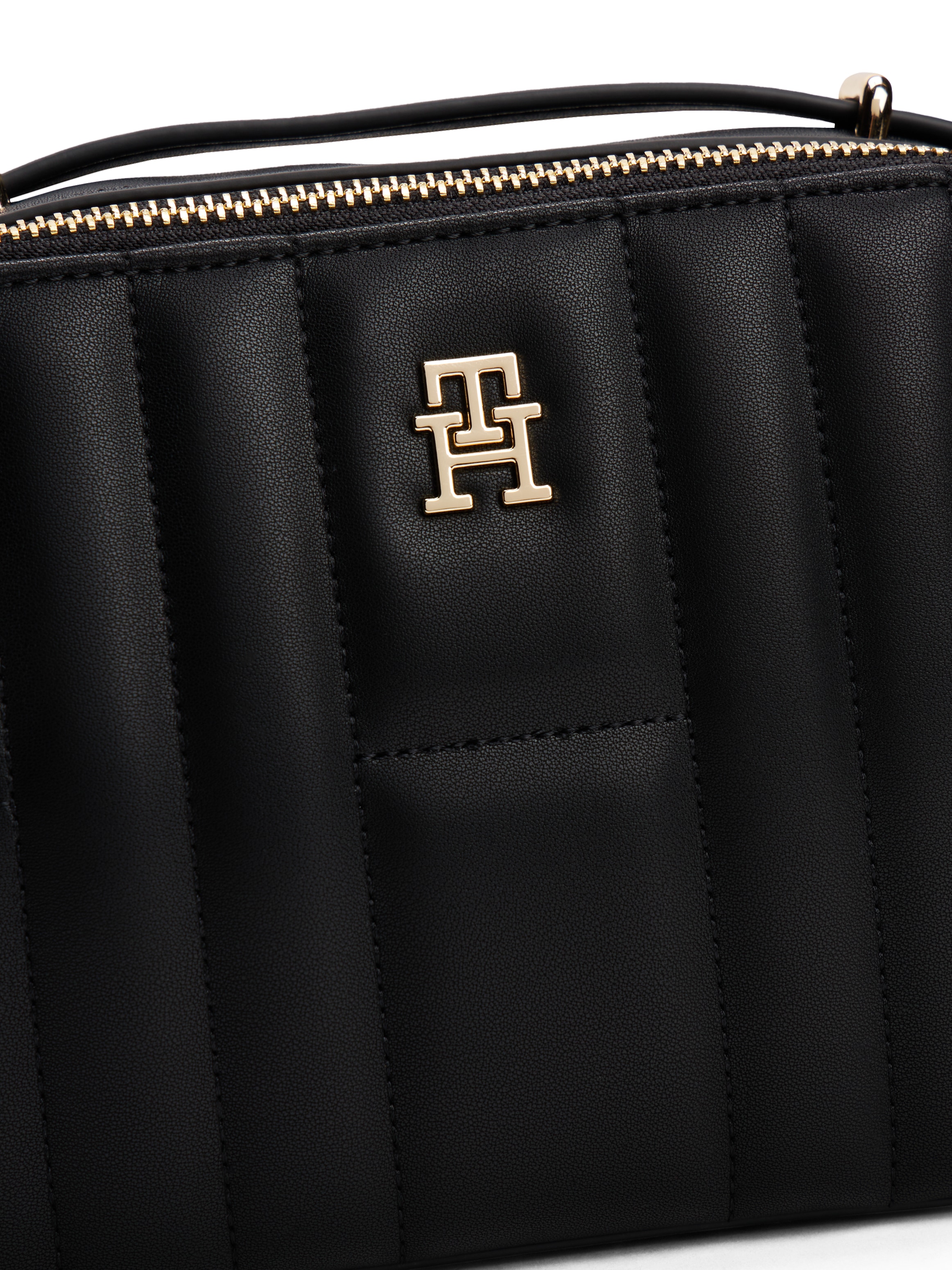 Tommy Hilfiger Umhängetasche »TH FEMININE CONV CAMERA BAG«, Damen Schultertasche, Minibag im trendigen Stepp-Design