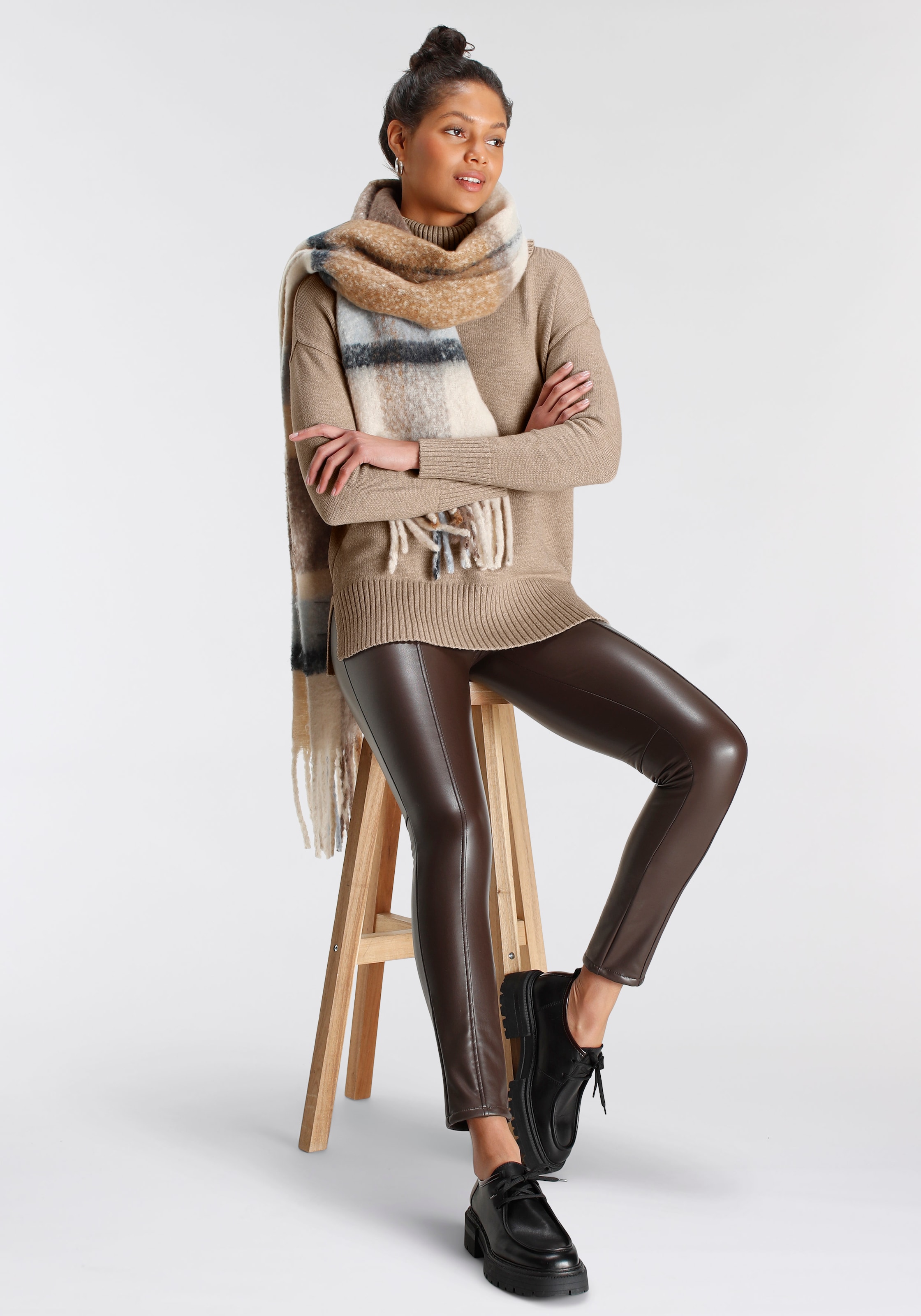 Tamaris Rollkragenpullover, mit Rippdetails