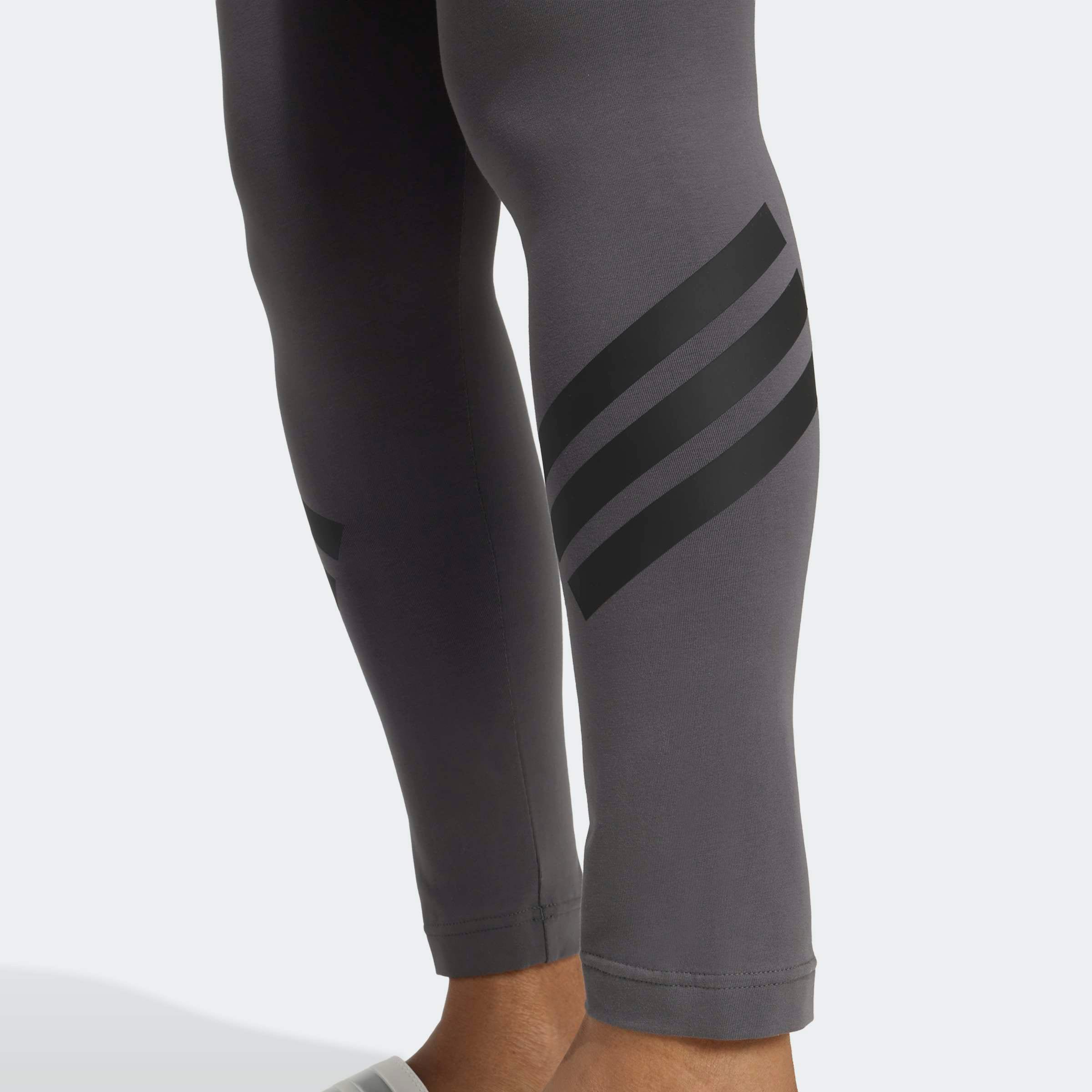 adidas Sportswear Trainingstights »FUTURE ICONS 3-STREIFEN LEGGINGS«  sportlicher Stil, für Sport und Freizeit, weiches Material