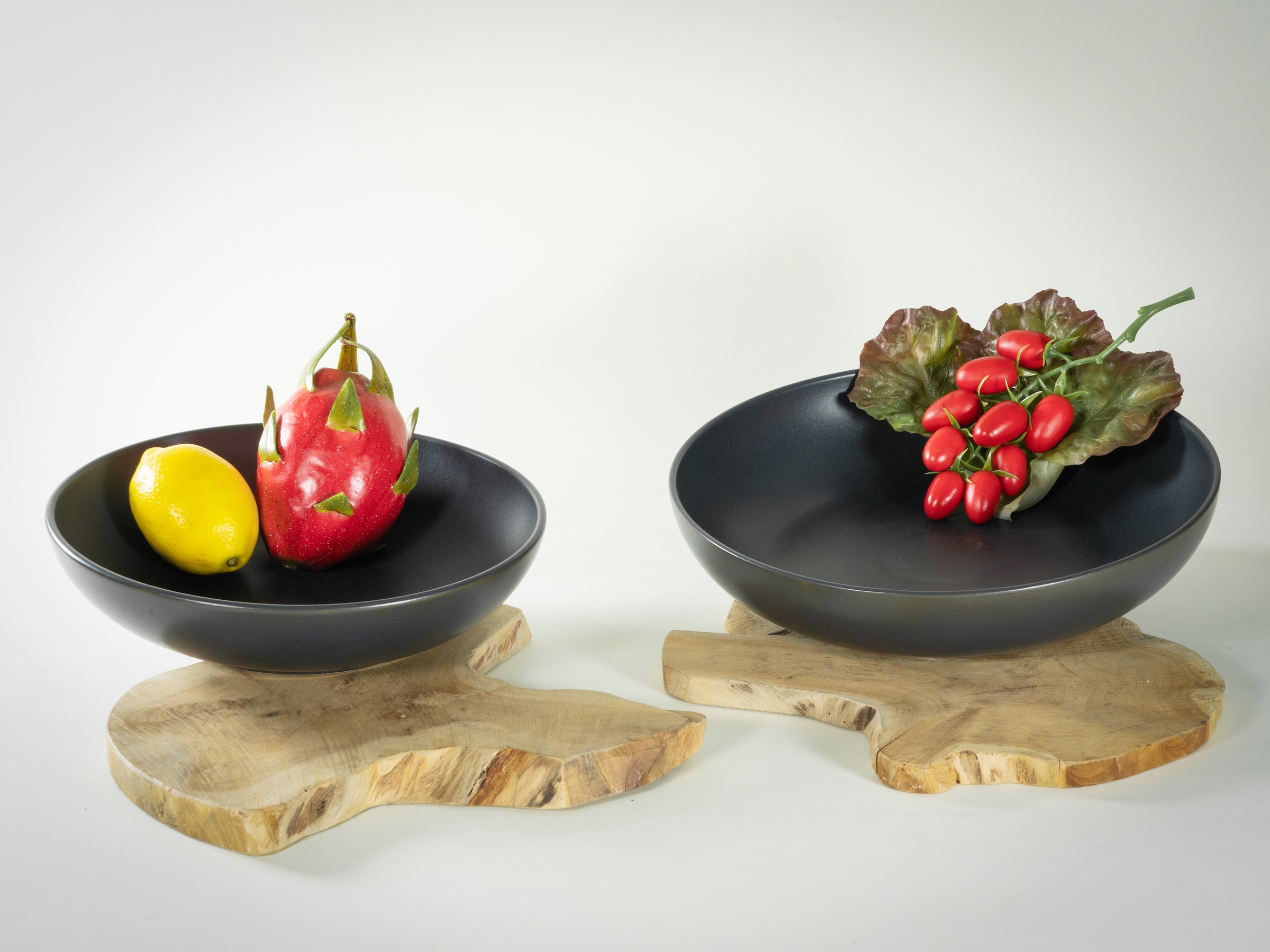 CreaTable Servierschale »Uno black, Servierschalen Set 2-tlg« 2 Stk. aus Steinzeug Seidenmatte Spezialglasur, Harmonisch ausbalanciert