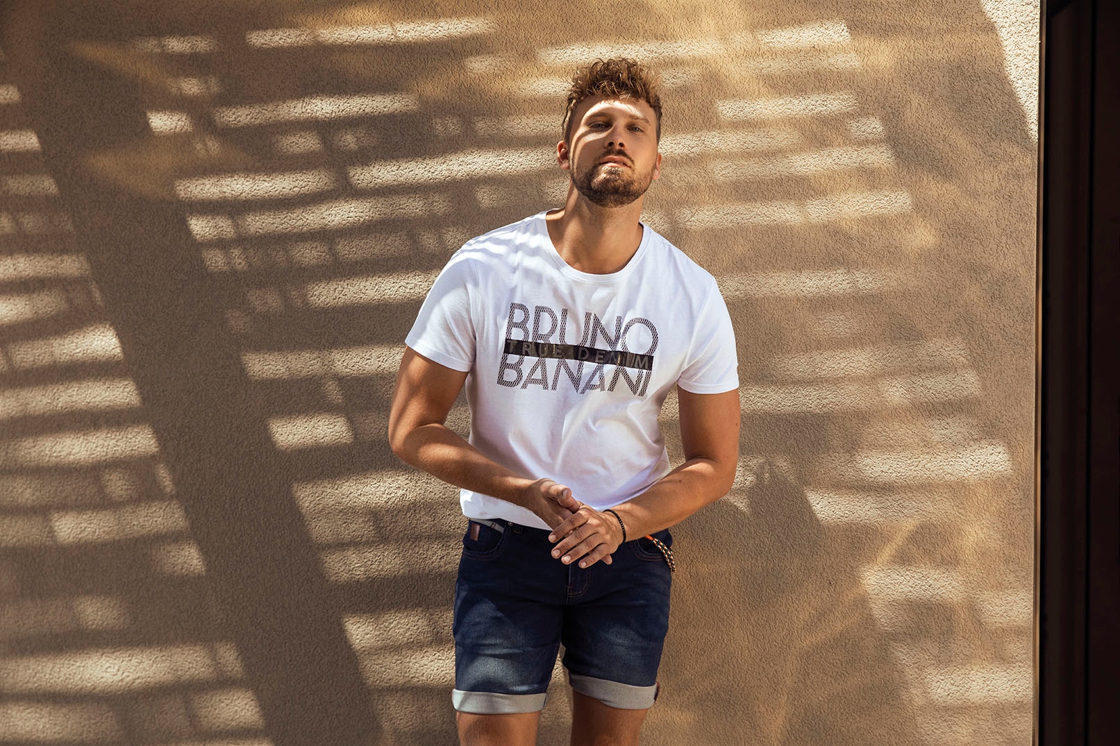 Bruno Banani T-Shirt, mit Print ♕ glänzendem bei