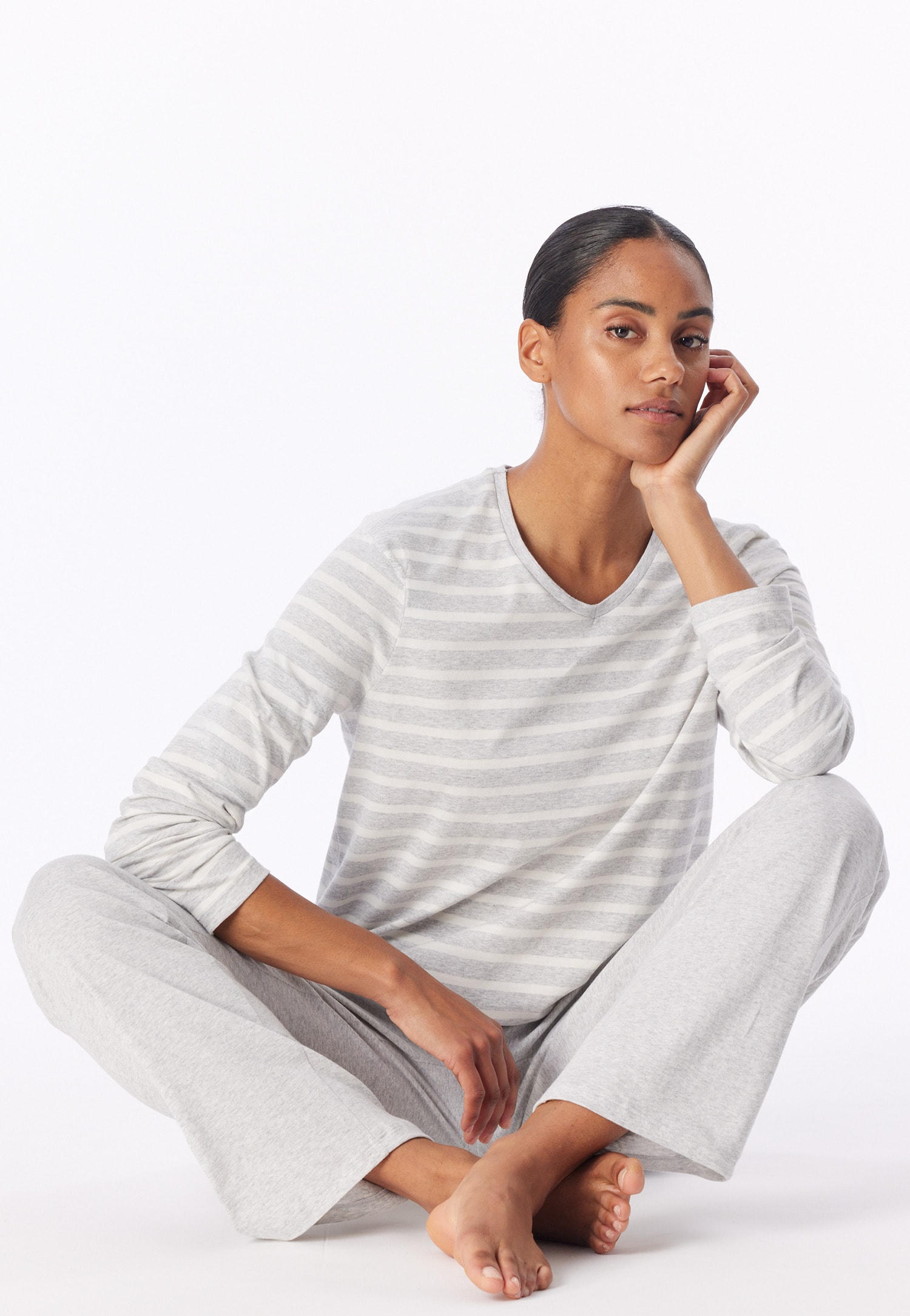 Schiesser Schlafanzug »Casual Essentials« 2 Baumwolle, Rundhalsausschnitt, langärmelig