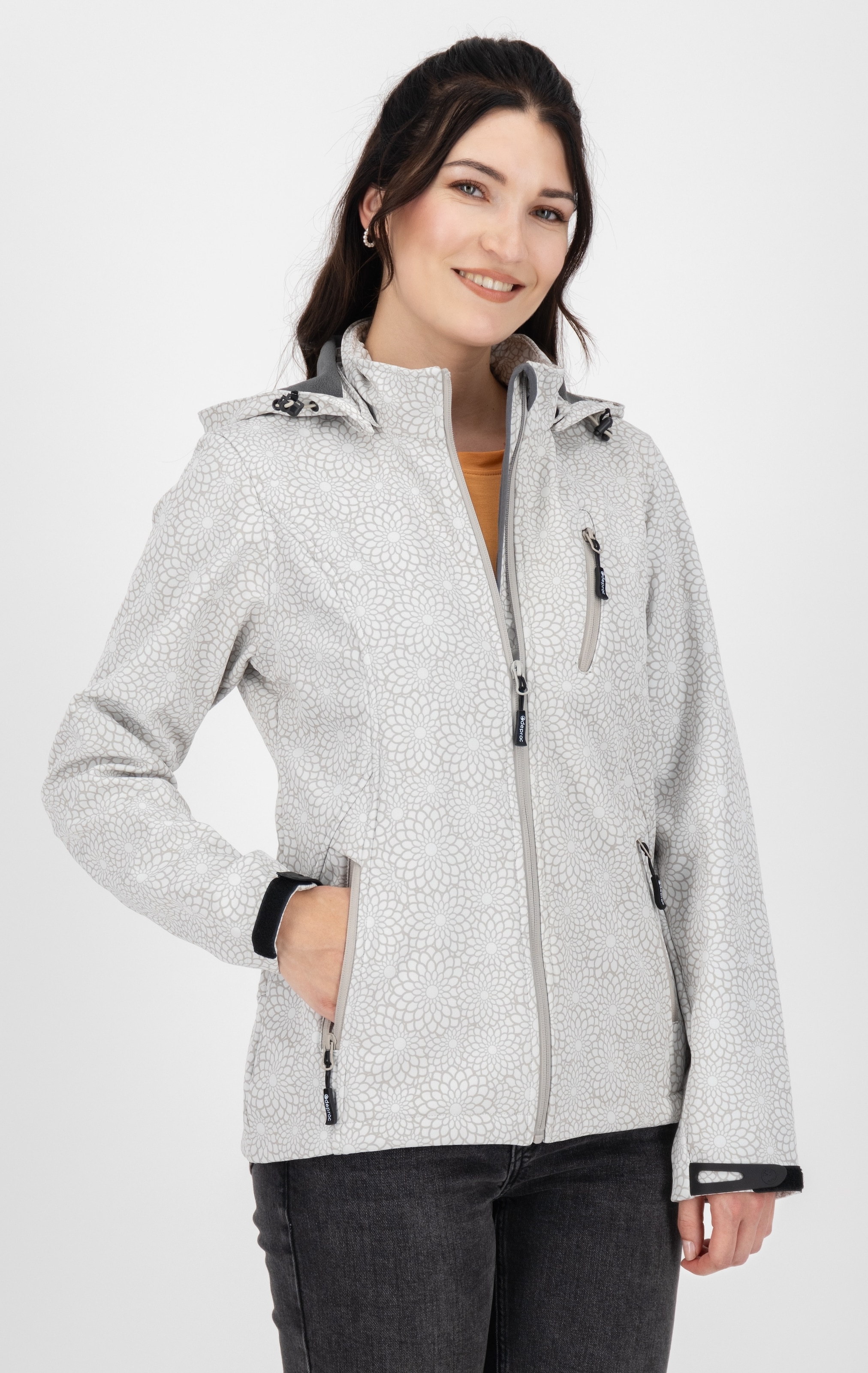 DEPROC Active Softshelljacke »SHELBY PEAK DC«, leichte Softshelljacke mit All-Over-Print und...