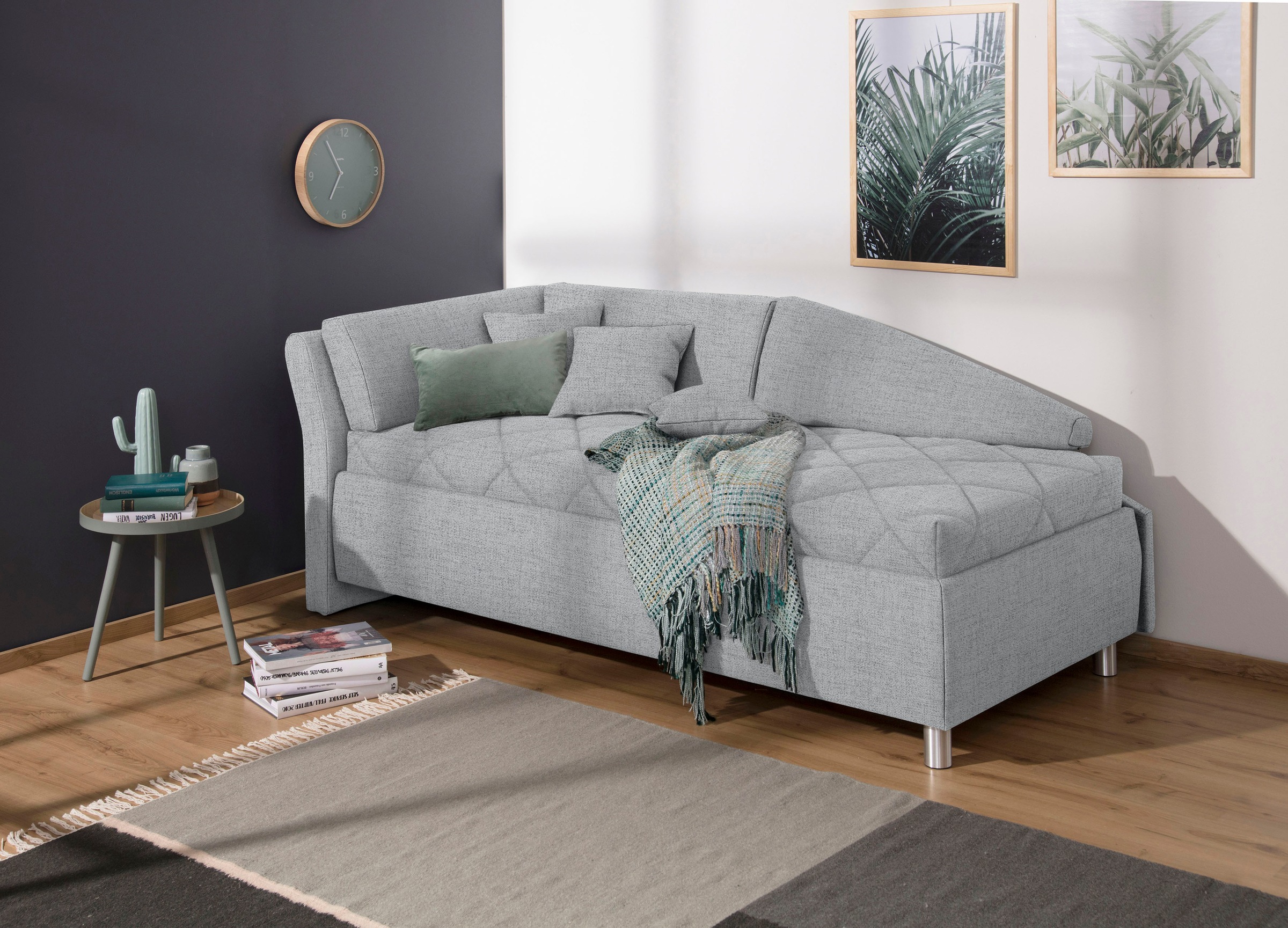alina Schlafsofa »Lindsay«, Bettkasten, Zierkissen-Set aus: 2 Stk. 40x40cm, 1 Stk. 30x30cm