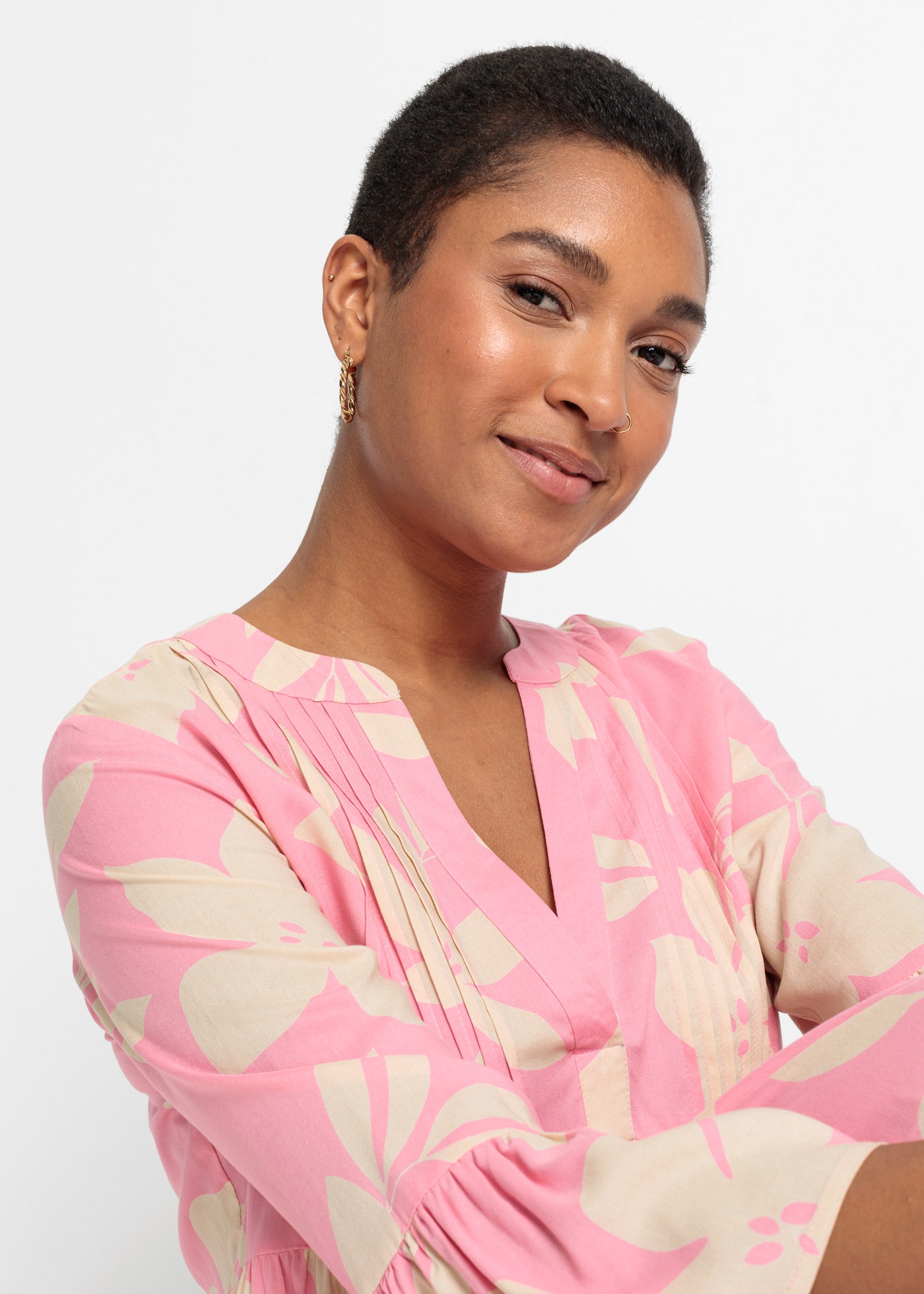 bonprix Maxikleid »Maxikleid aus fließender Viskose« für modischen Auftritt, aus Viskose, A-Linie, 3/4-Ärmel